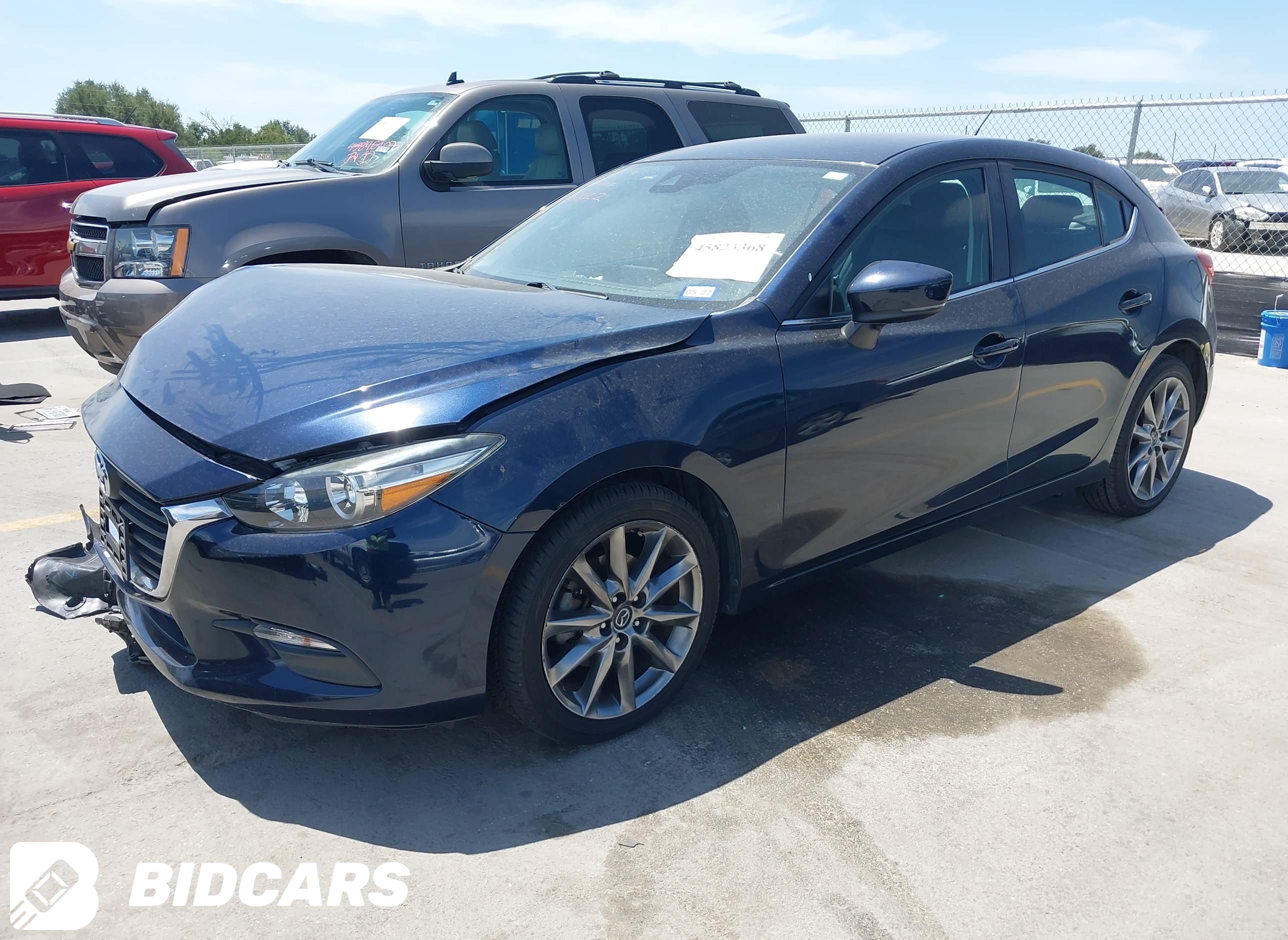 2018 Mazda 3, Touring