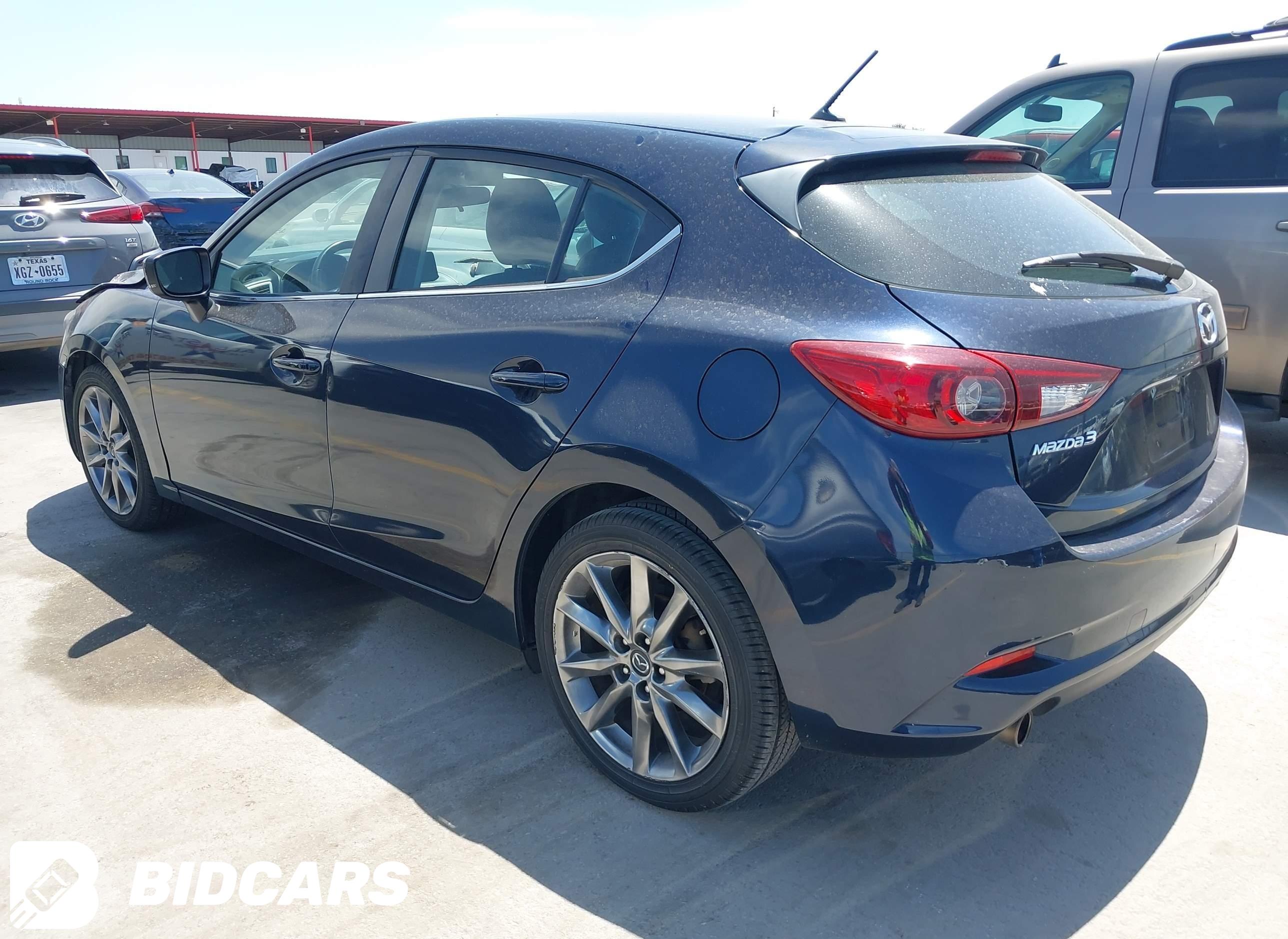 2018 Mazda 3, Touring