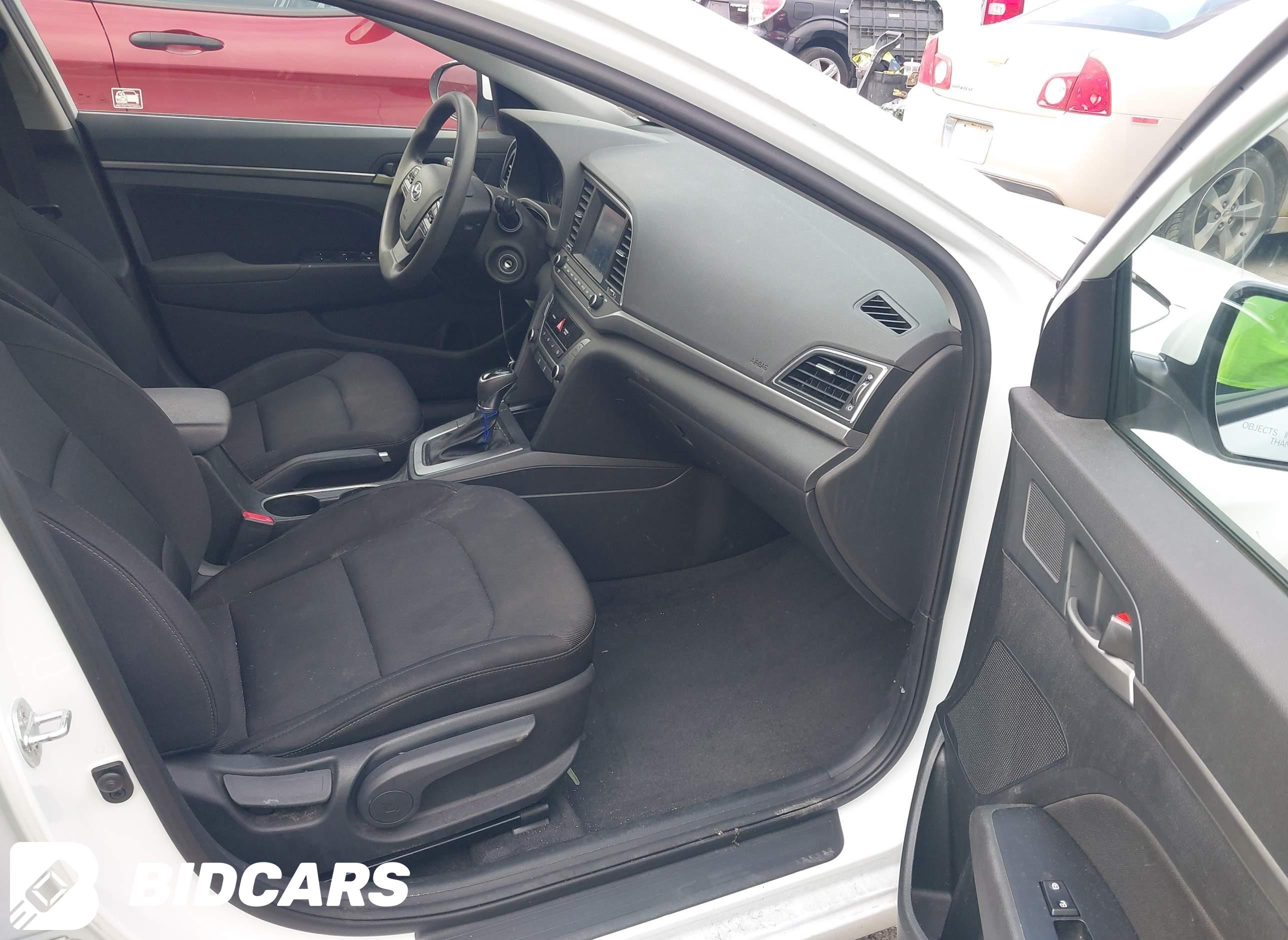 2018 Hyundai Elantra, Sel