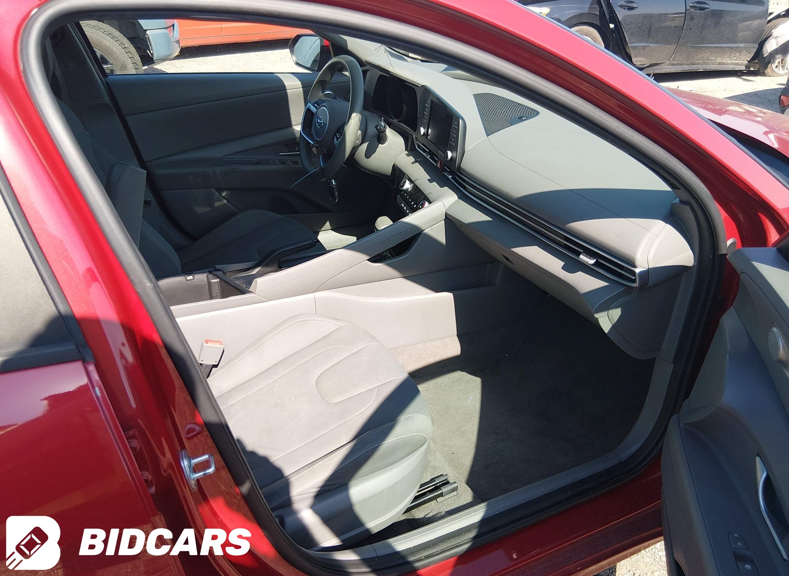 2022 Hyundai Elantra, Sel