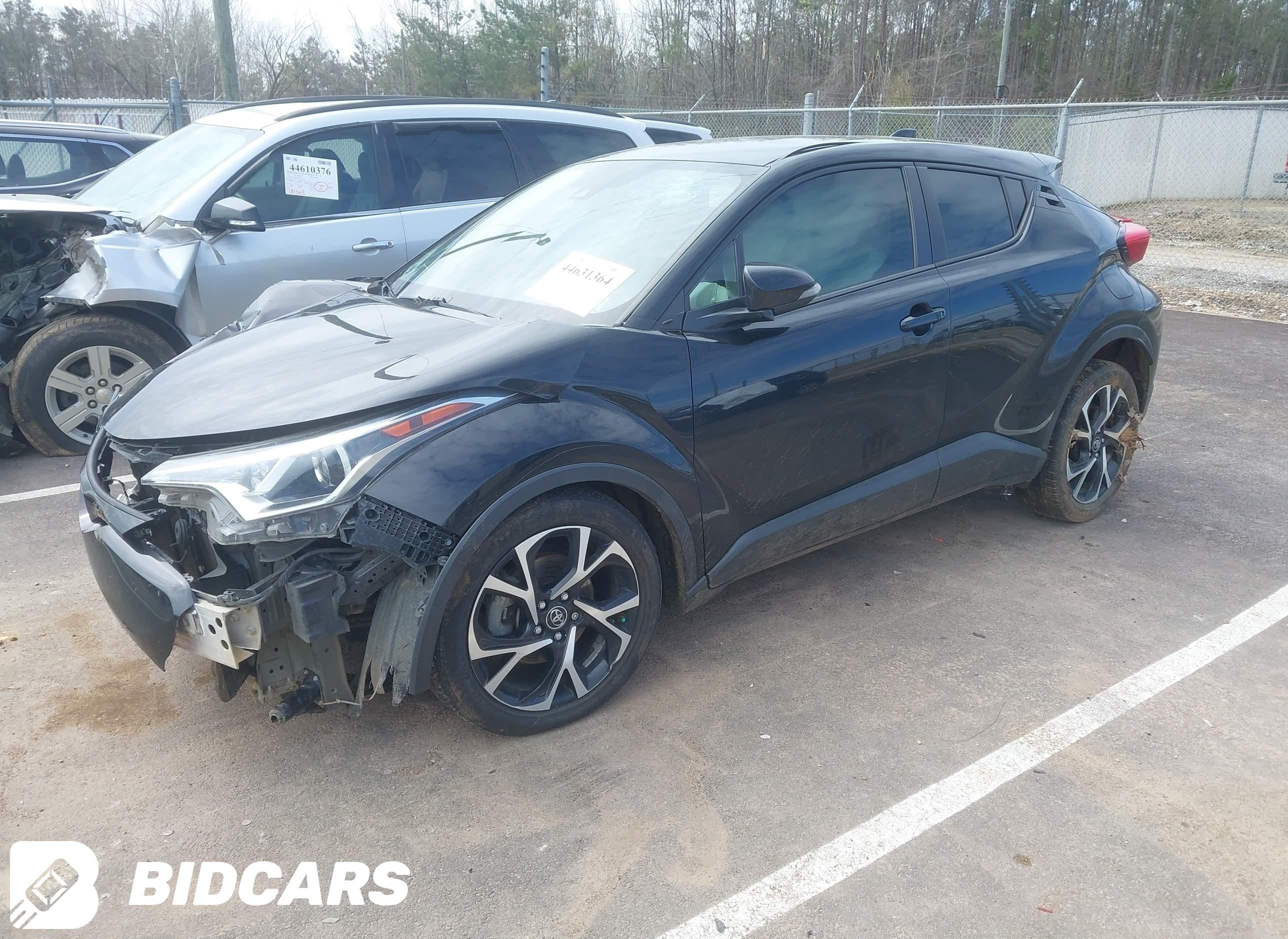 2019 Toyota C-HR, Xle