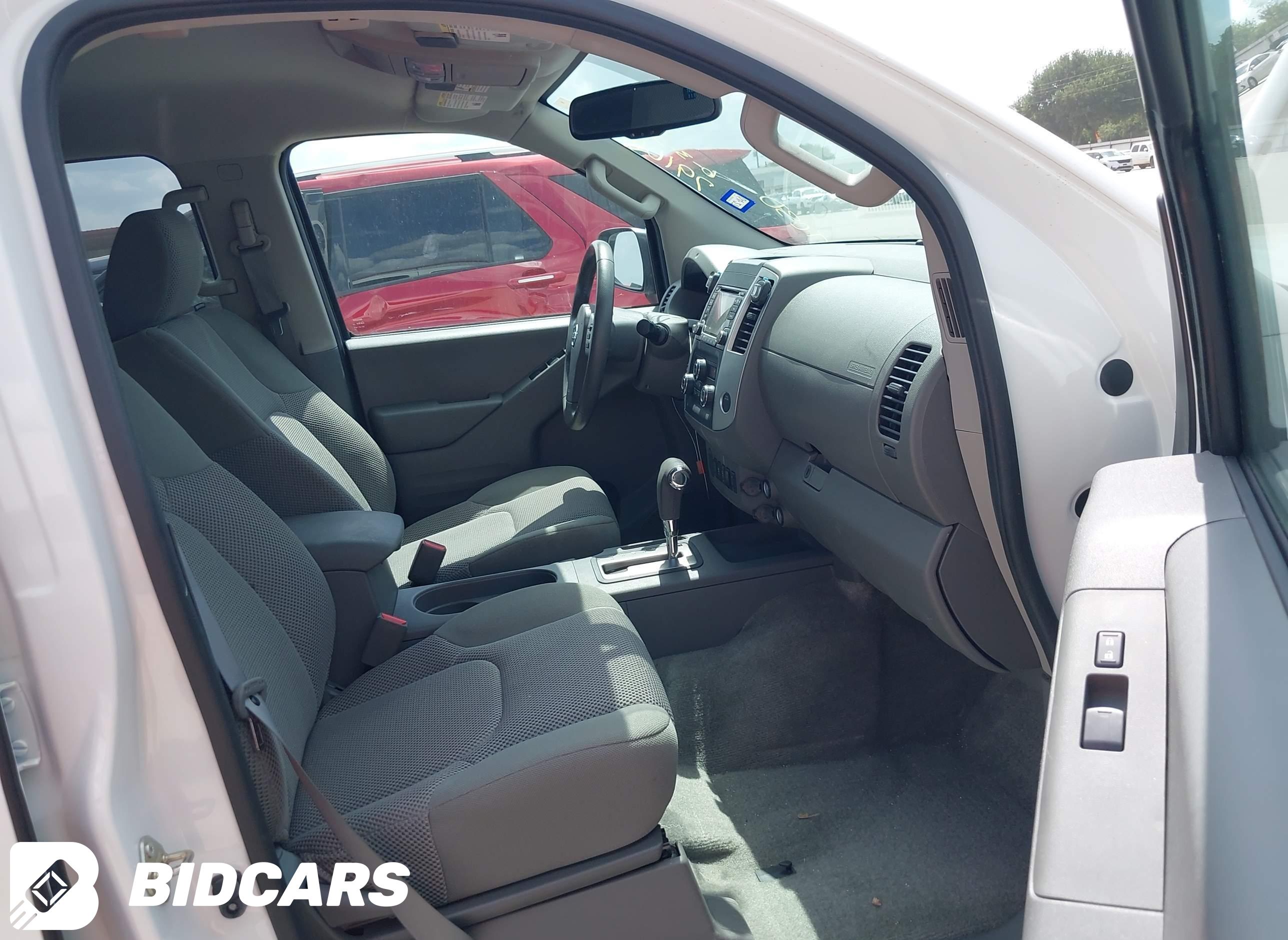 2016 Nissan Frontier, SV