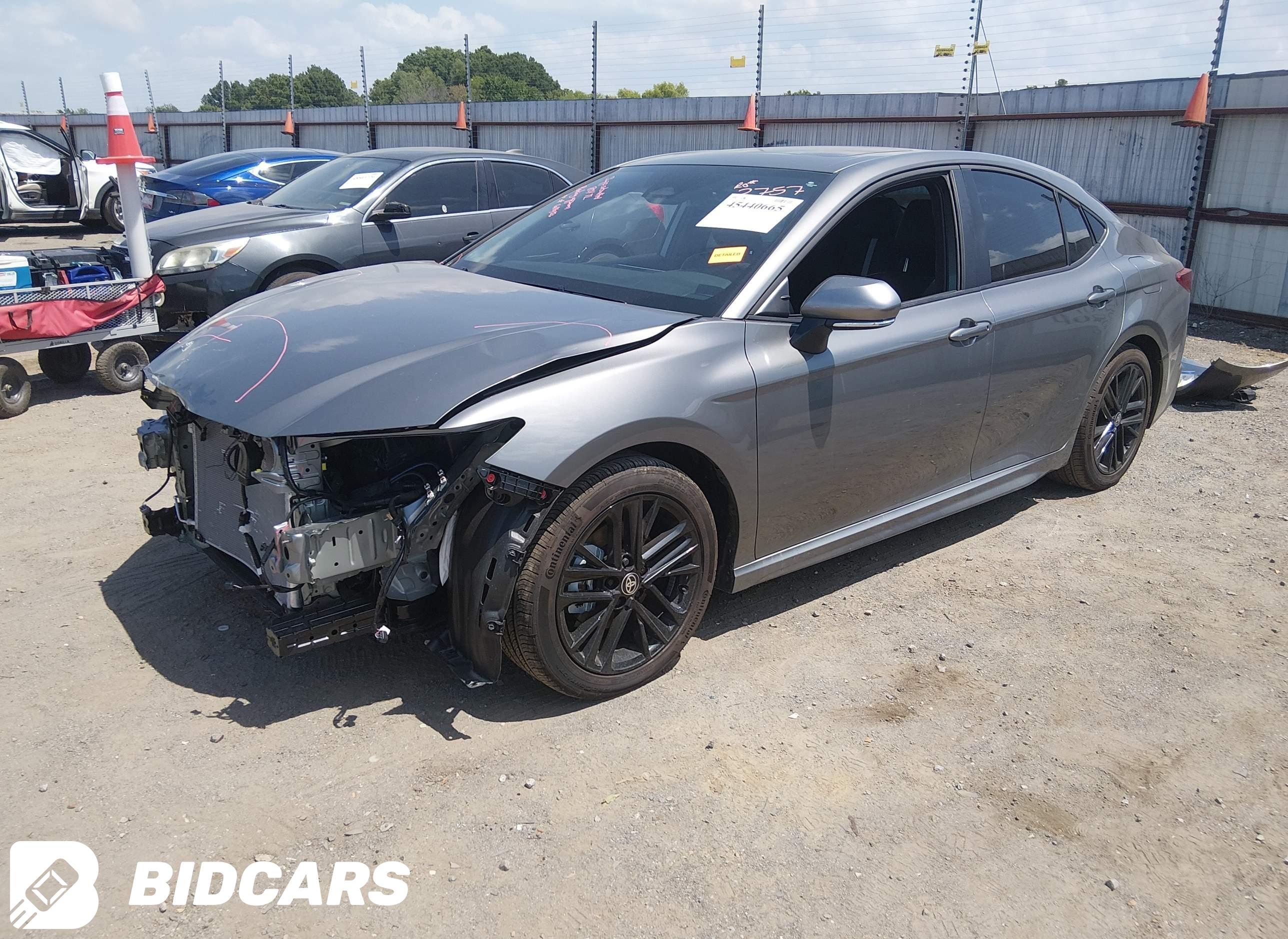2026 Toyota Camry, SE