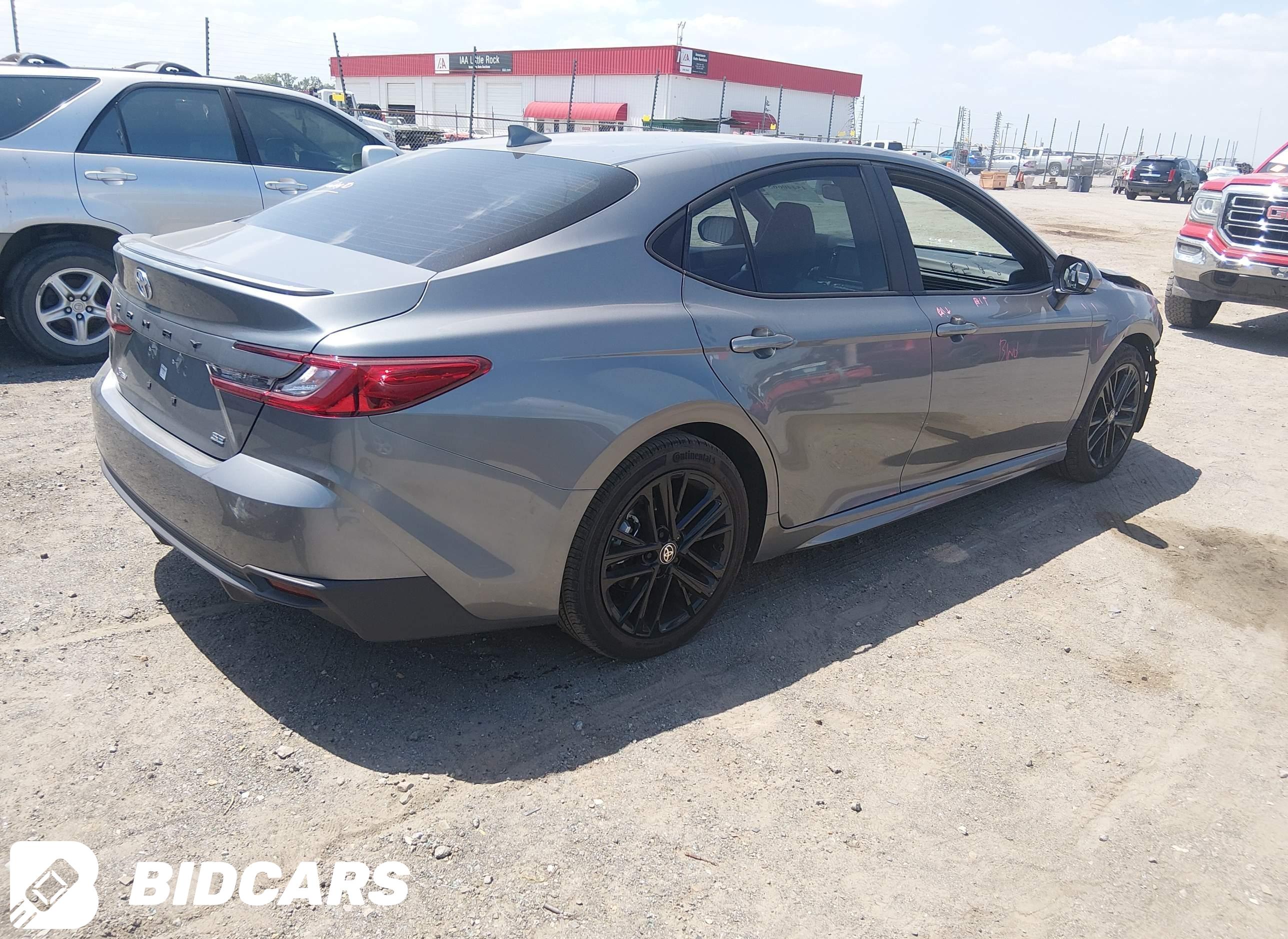 2026 Toyota Camry, SE