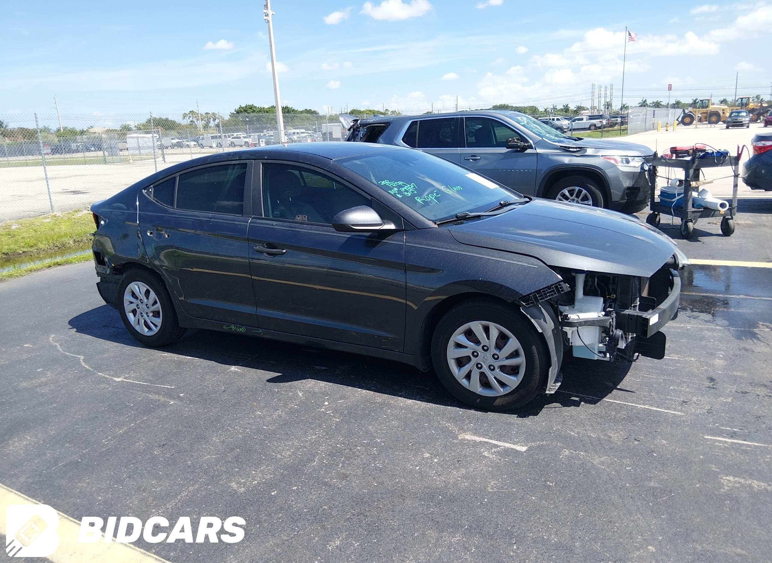 2020 Hyundai Elantra, SE