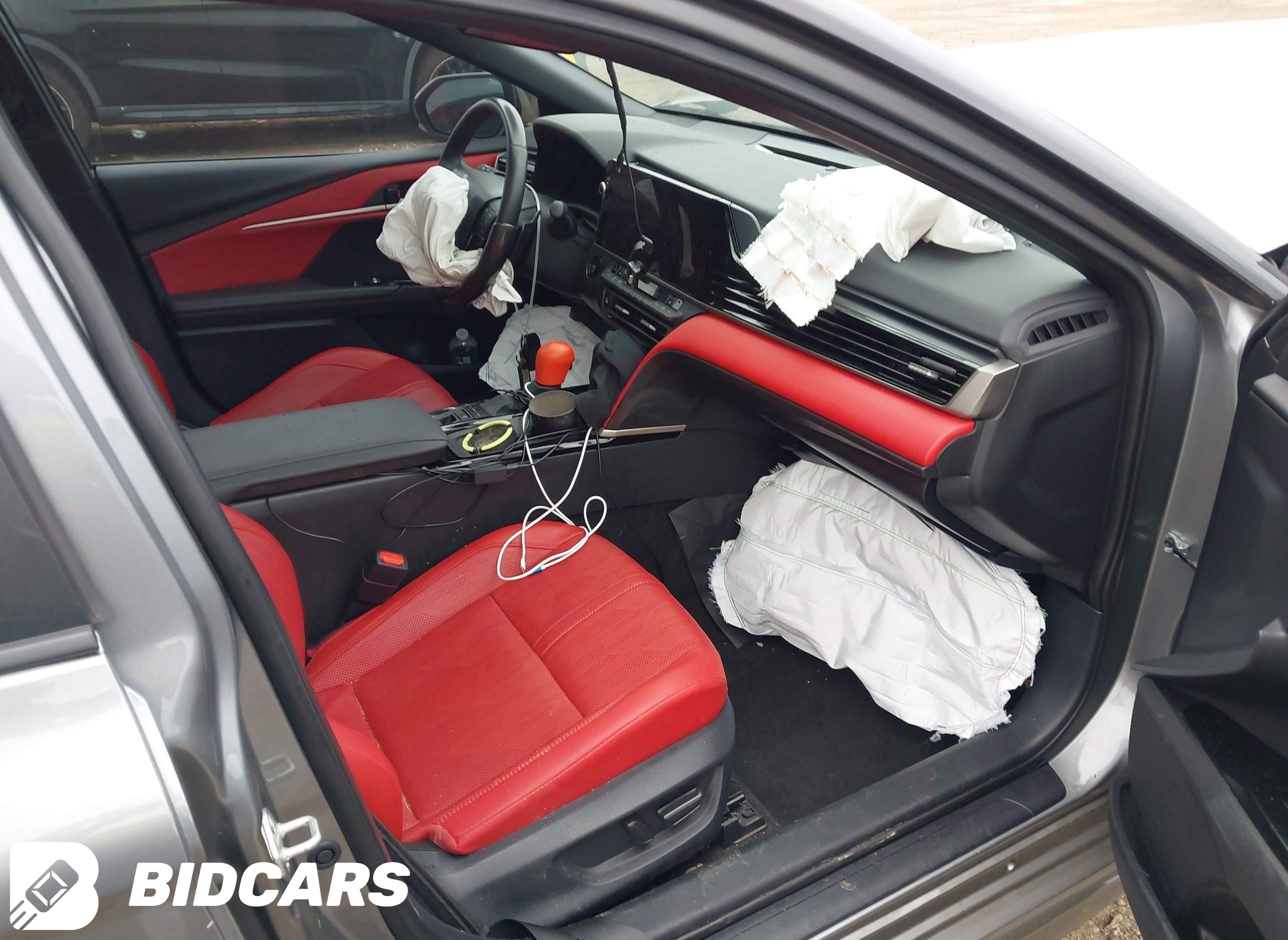 2025 Toyota Camry, Xse