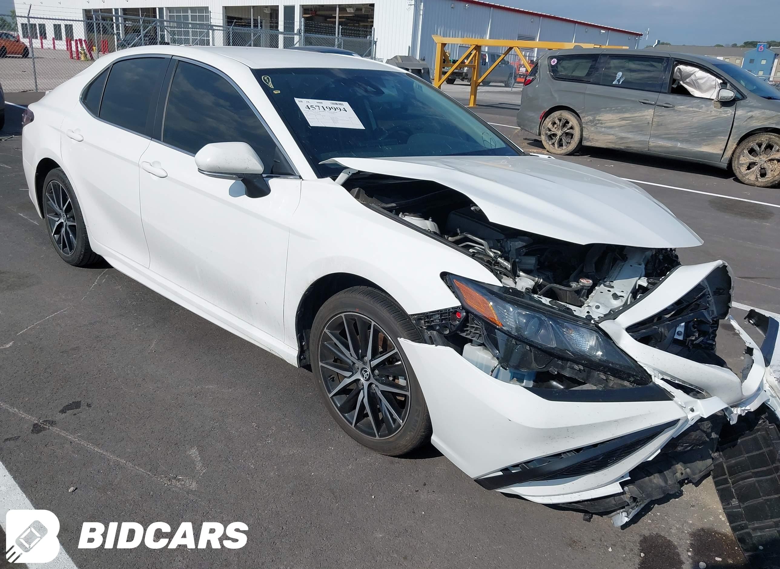 2023 Toyota Camry, SE