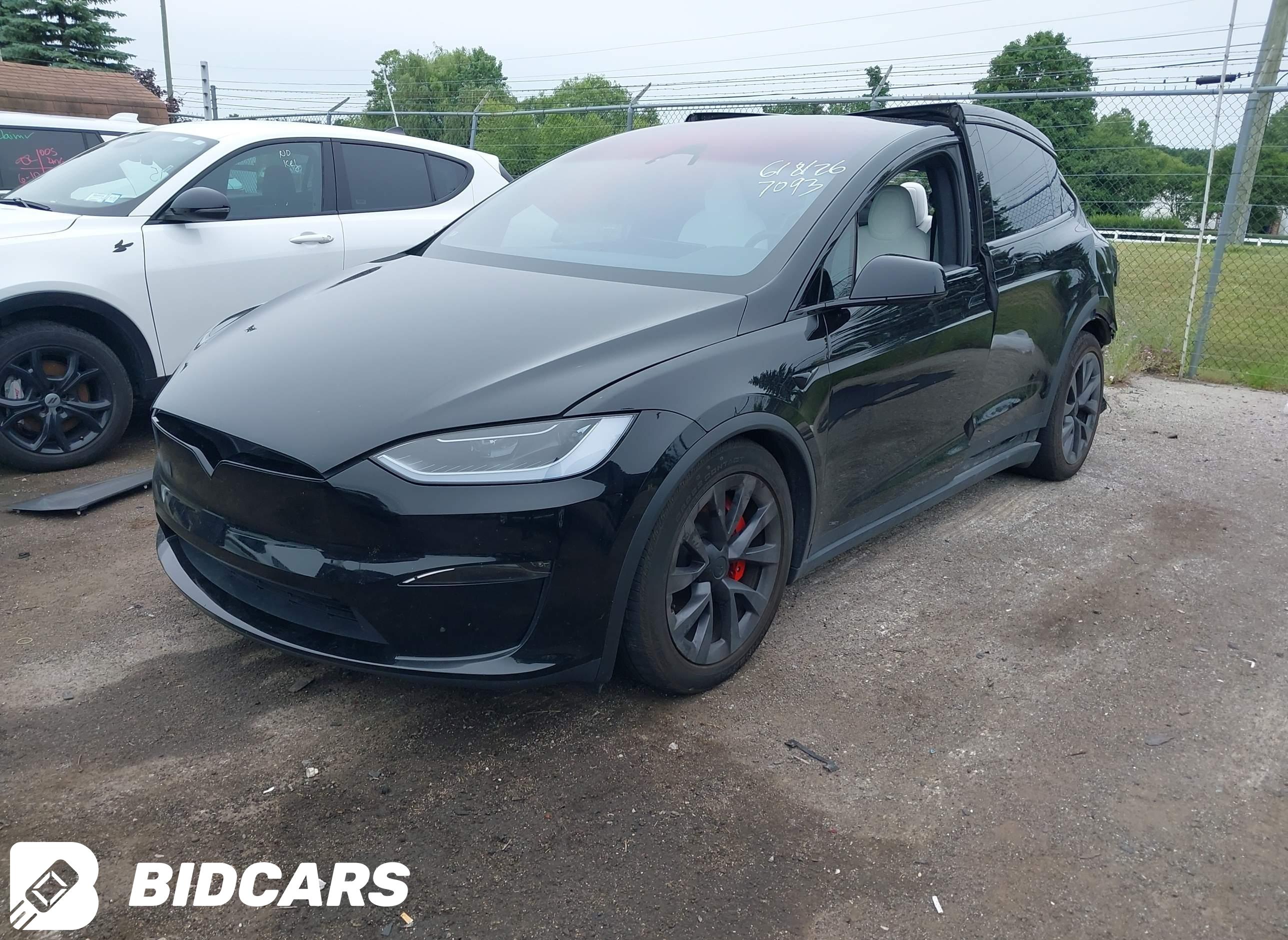 2024 Tesla Model X, Plaid Tri...