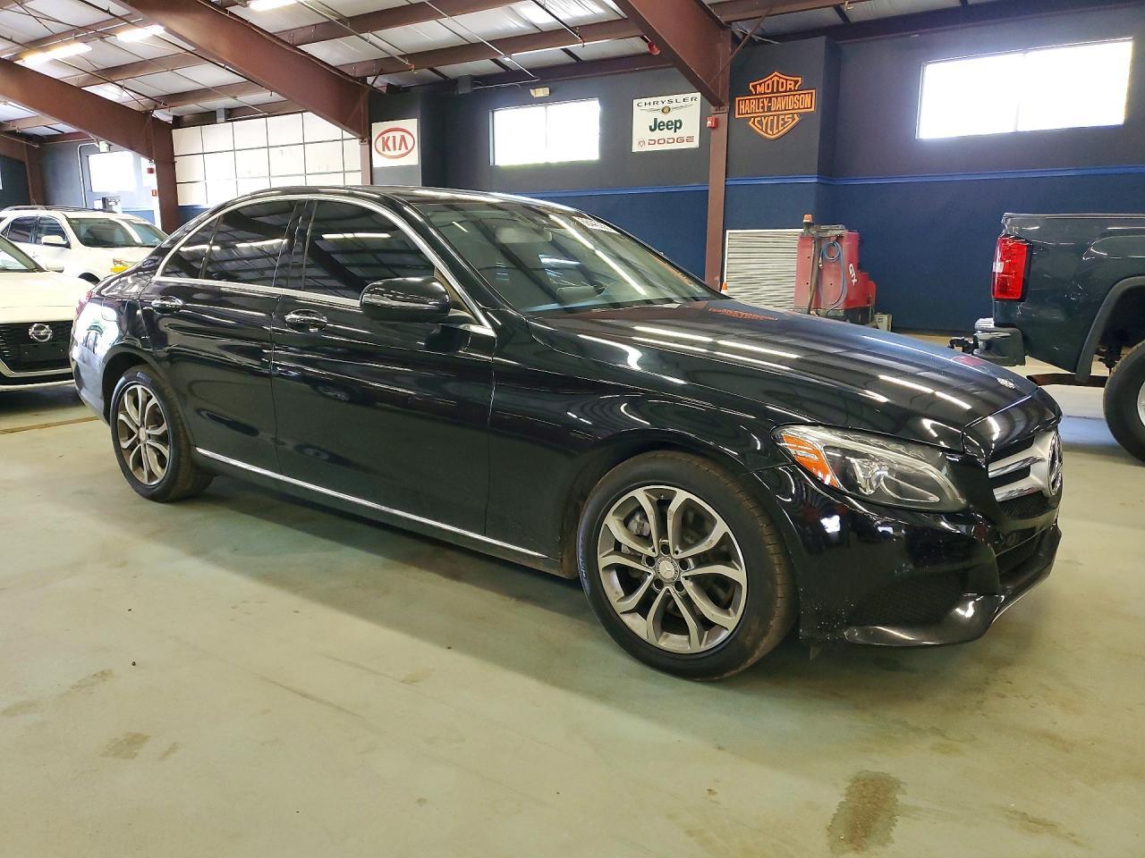 2016 Mercedes-Benz C-Class, 3...