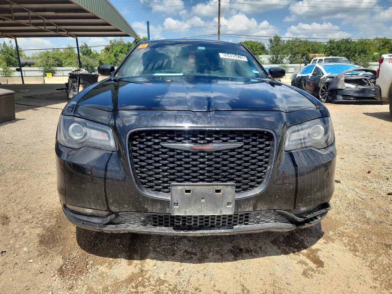 2021 Chrysler 300, S