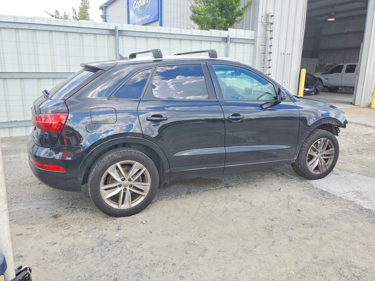 2017 Audi Q3, Premium