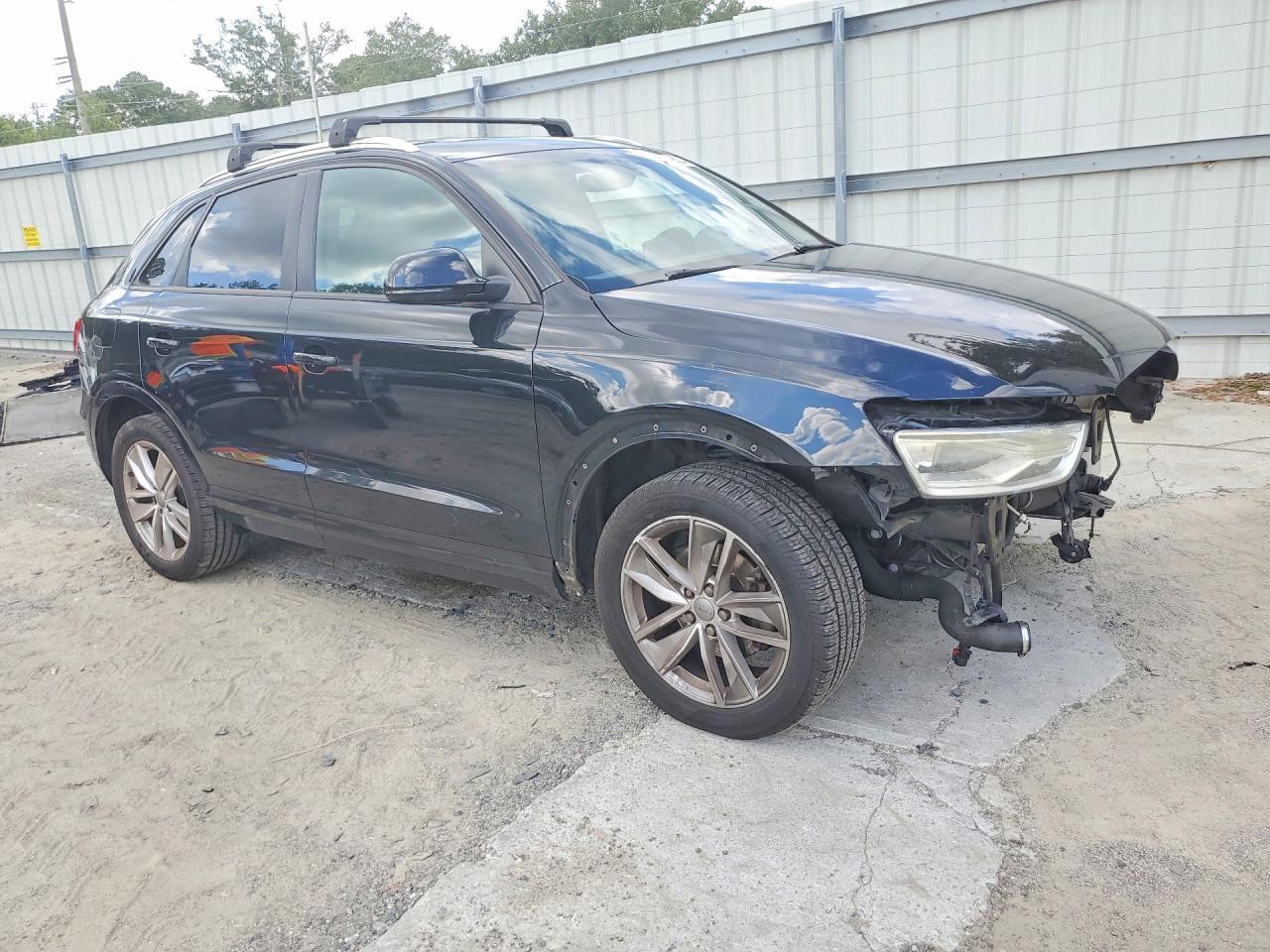 2017 Audi Q3, Premium