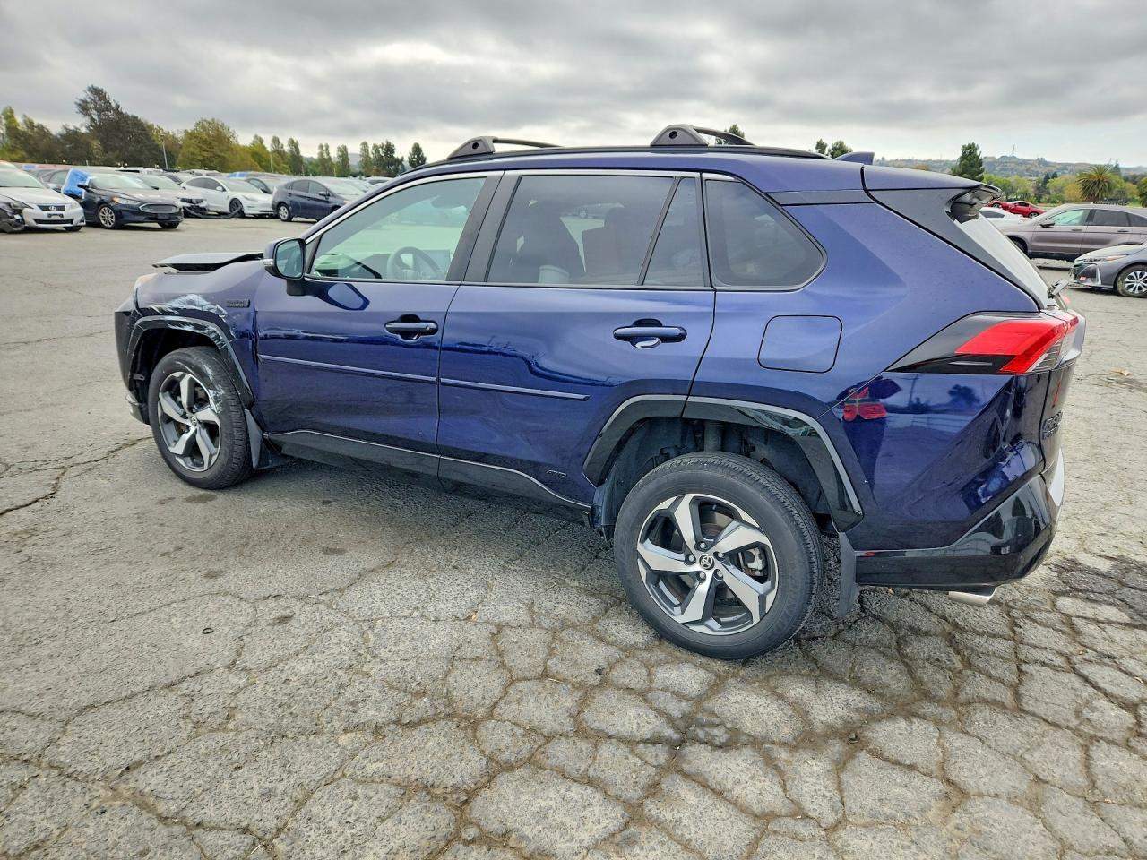 2021 Toyota RAV4, SE