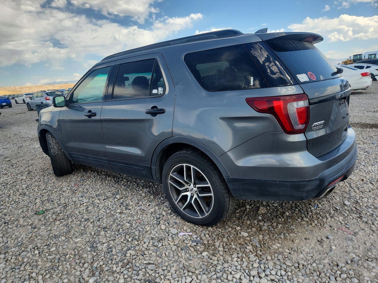 2016 Ford Explorer, Sport