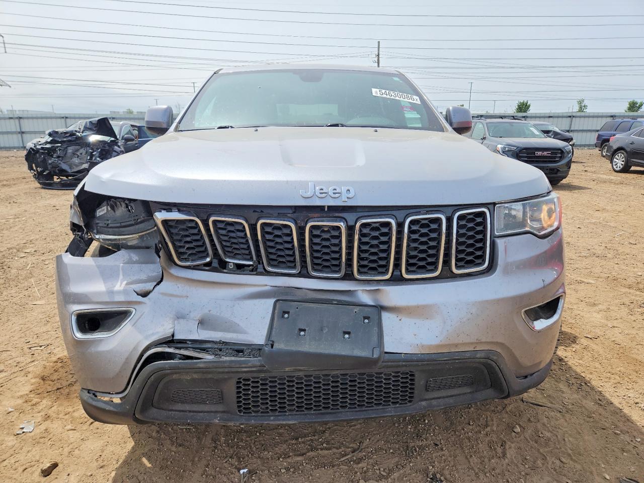 2018 Jeep Grand Cherokee, Laredo