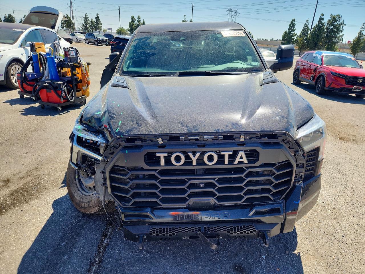 2022 Toyota Tundra, Platinum Hv