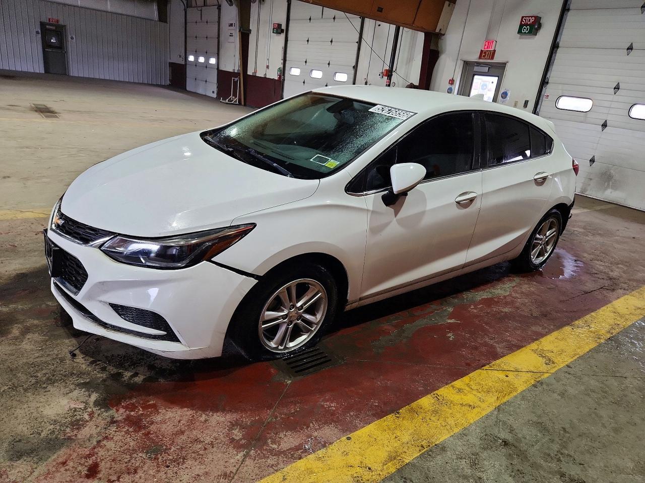 2017 Chevrolet Cruze, LT