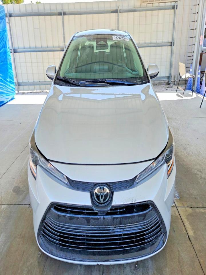 2024 Toyota Corolla, LE