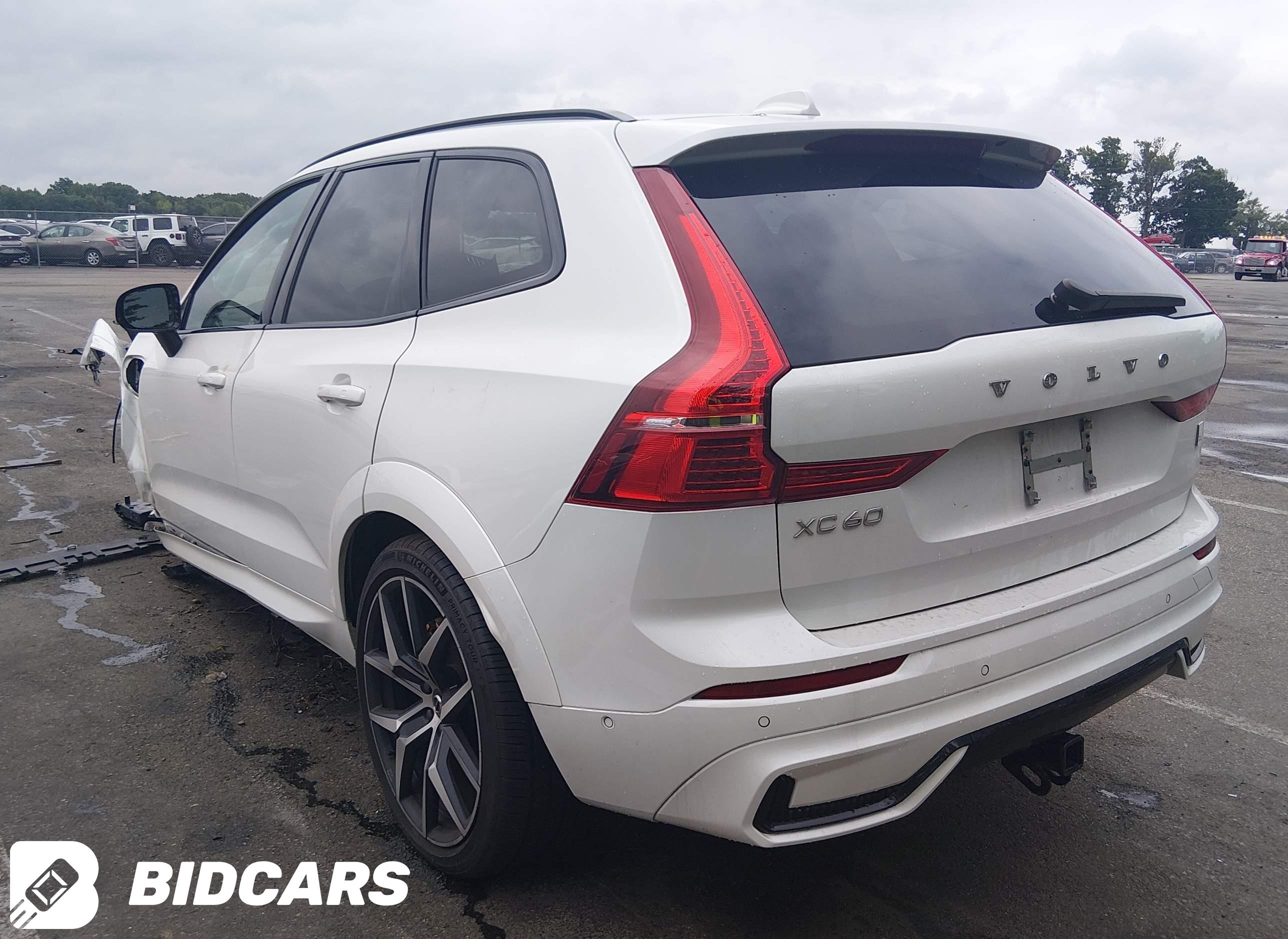 2022 Volvo Xc60 Recharge Plug...