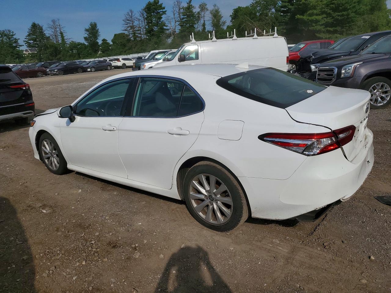2020 Toyota Camry, LE