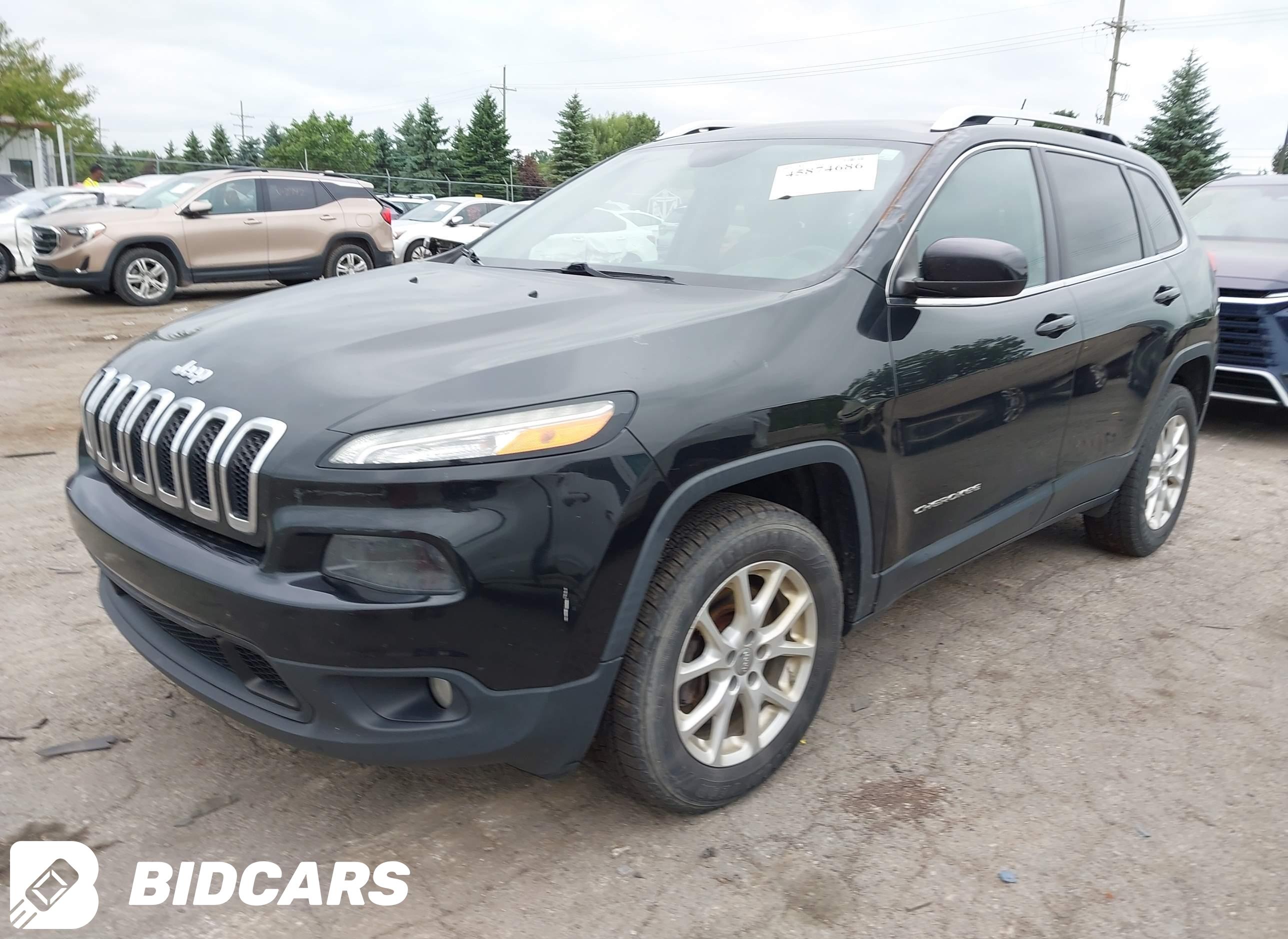 2015 Jeep Cherokee, Latitude
