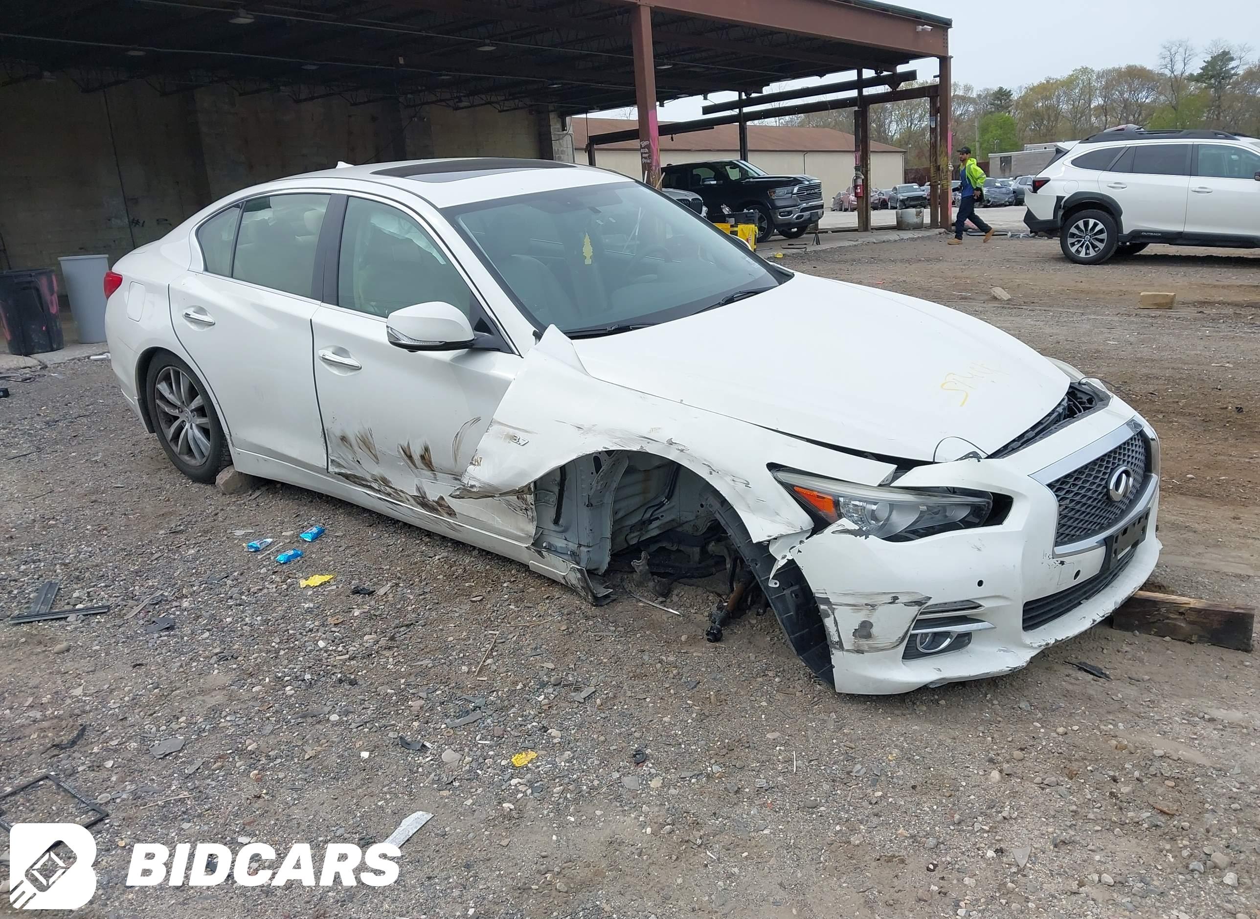 2015 Infiniti Q50, Premium
