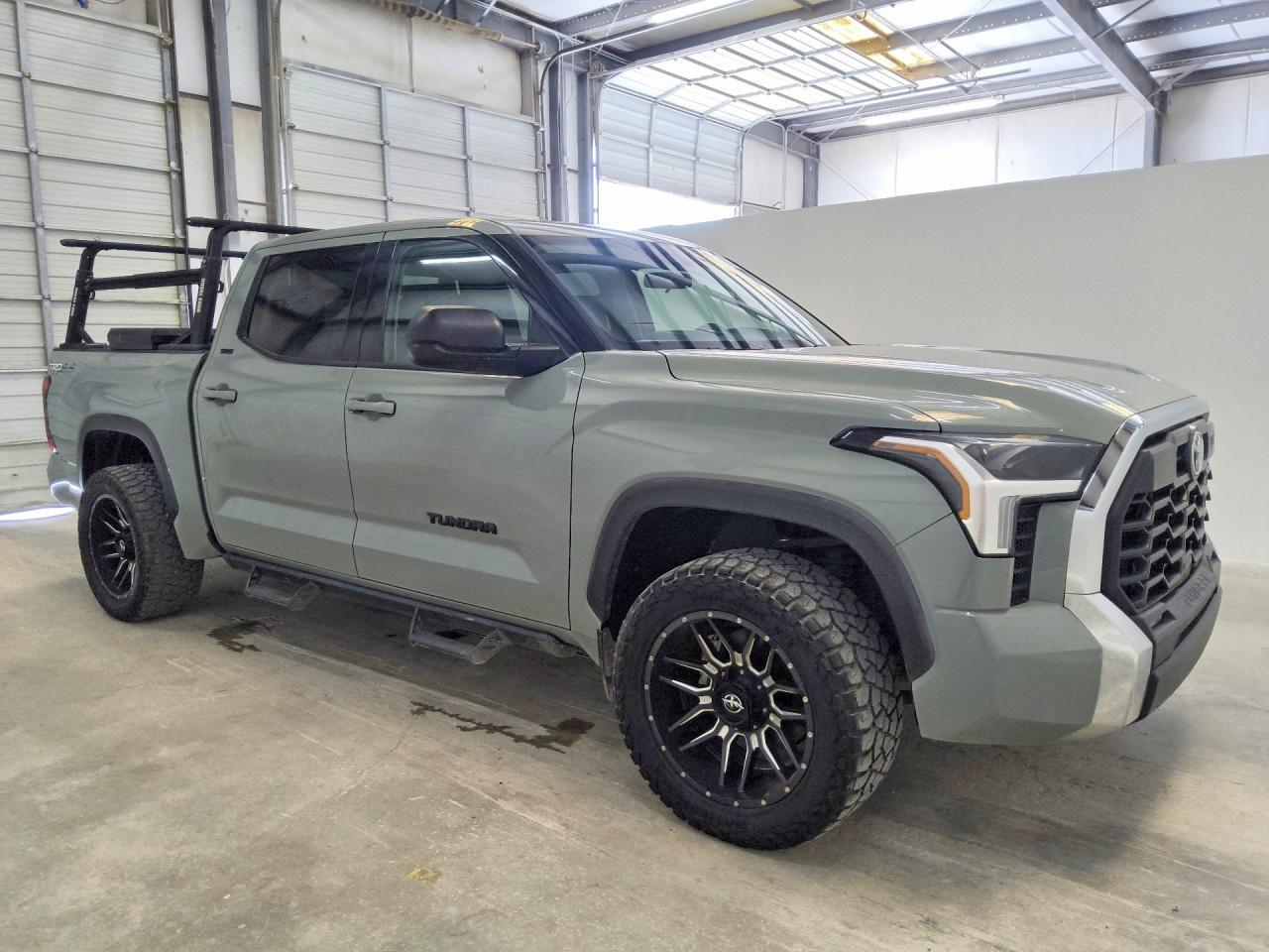 2023 Toyota Tundra, SR5