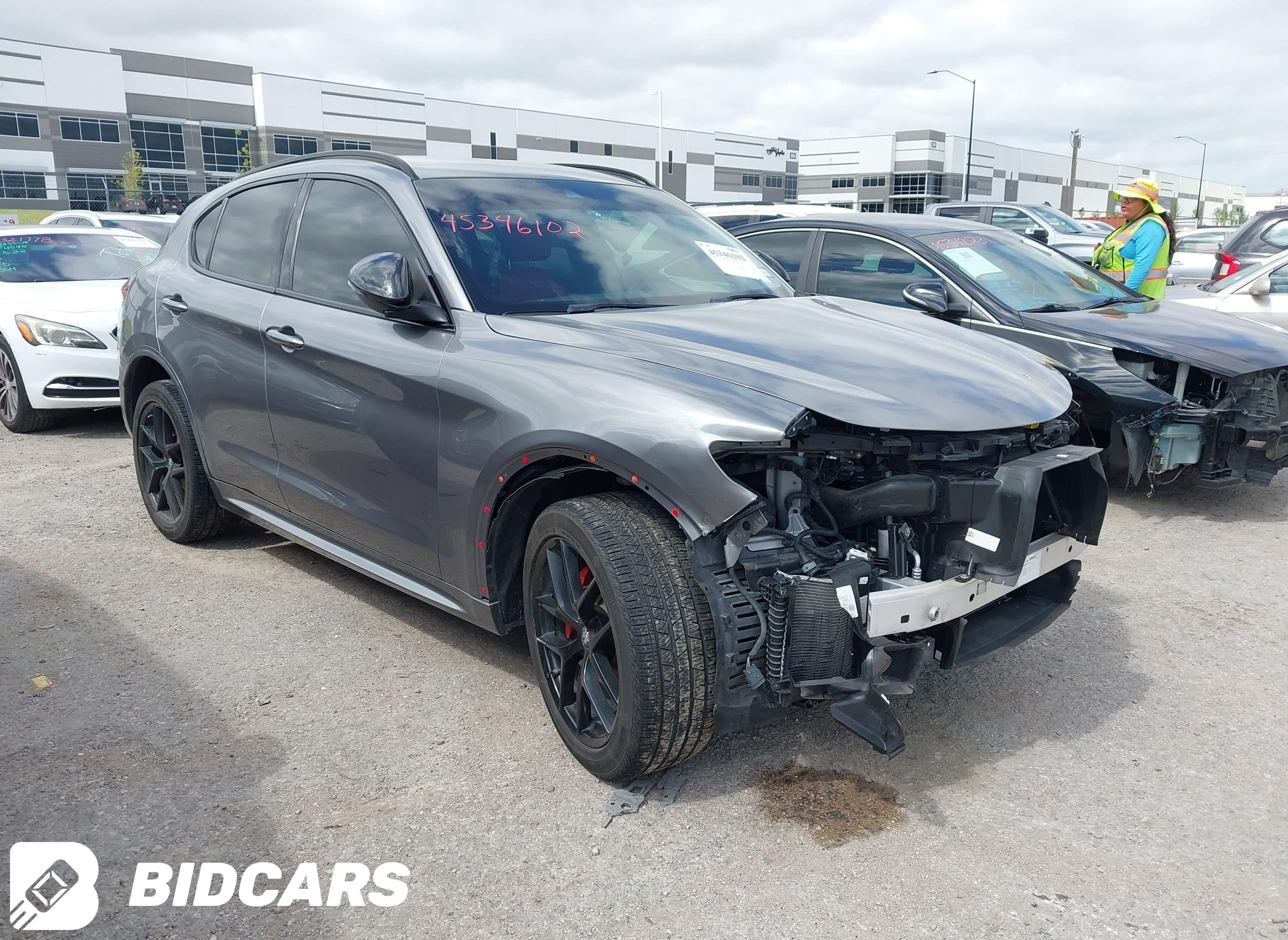 2020 Alfa Romeo Stelvio, Spor...