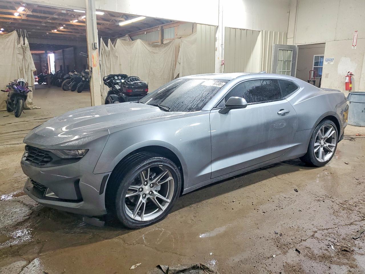 2022 Chevrolet Camaro, LS