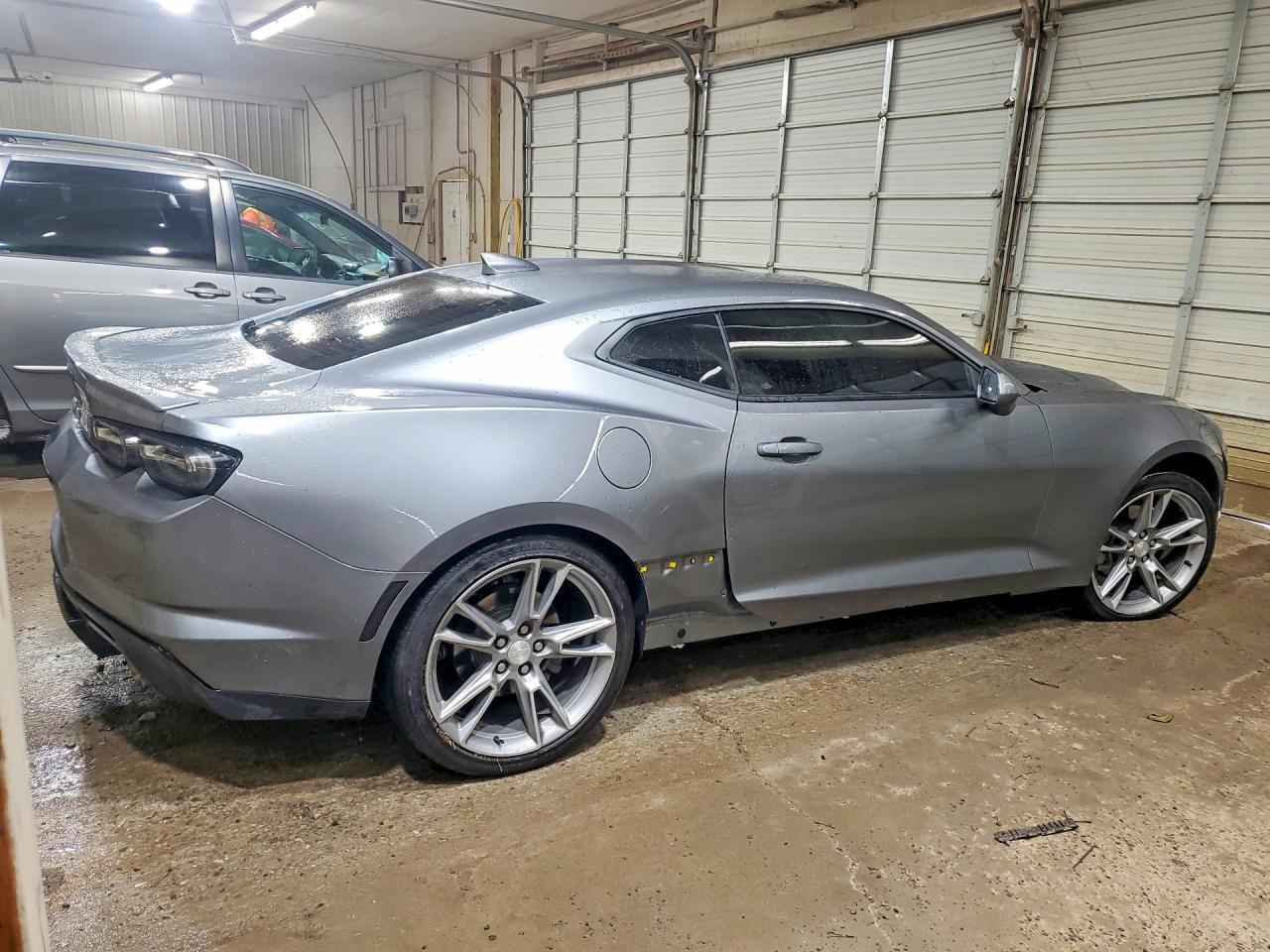 2022 Chevrolet Camaro, LS