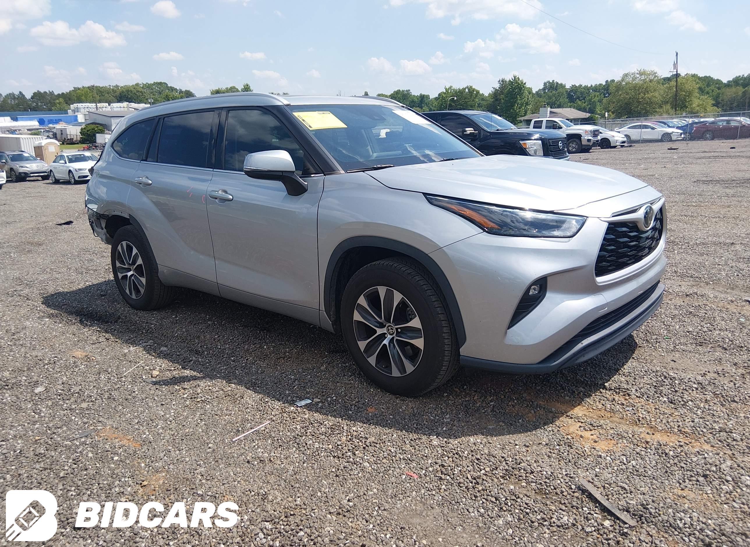 2022 Toyota Highlander, Xle