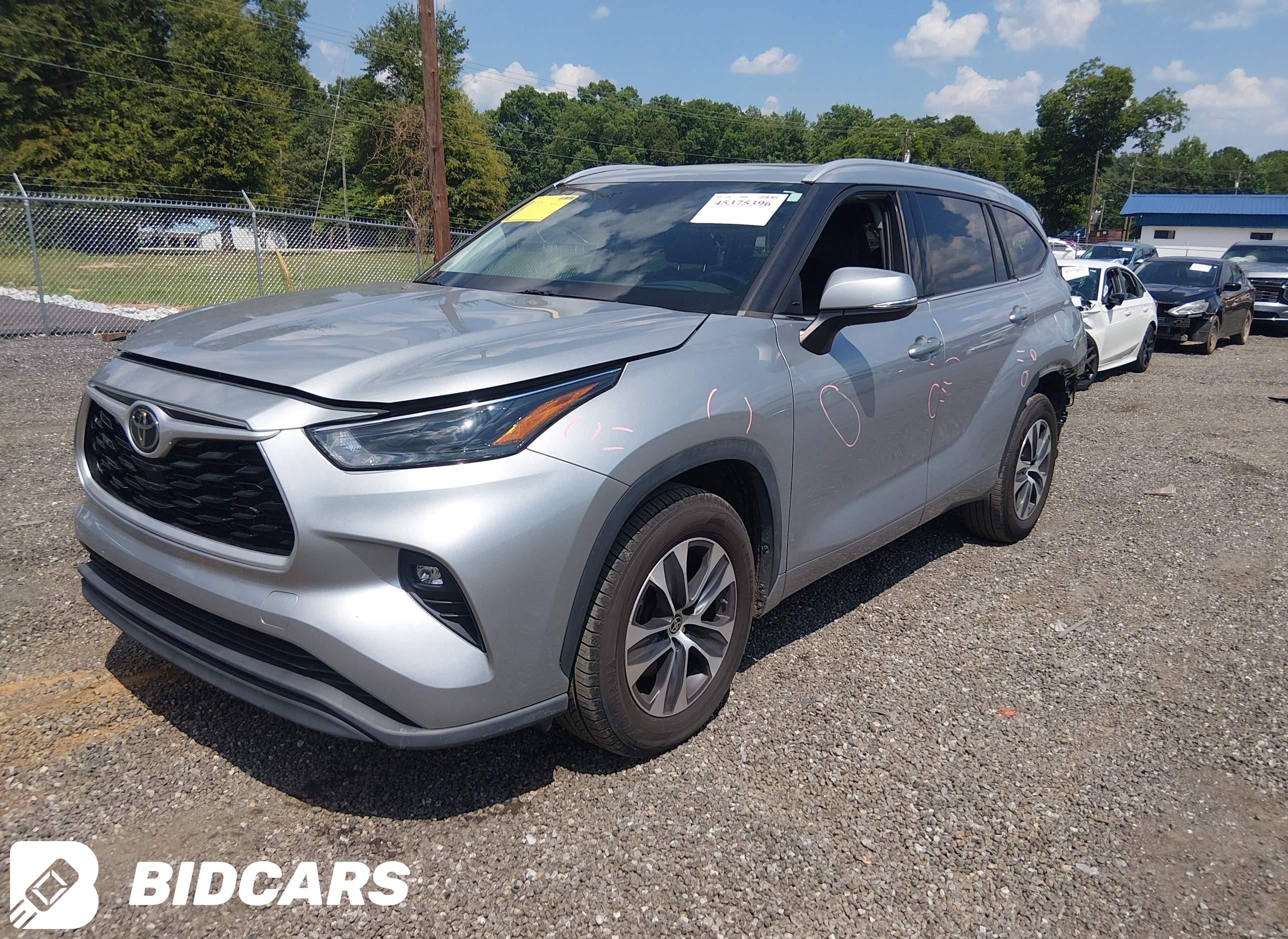 2022 Toyota Highlander, Xle