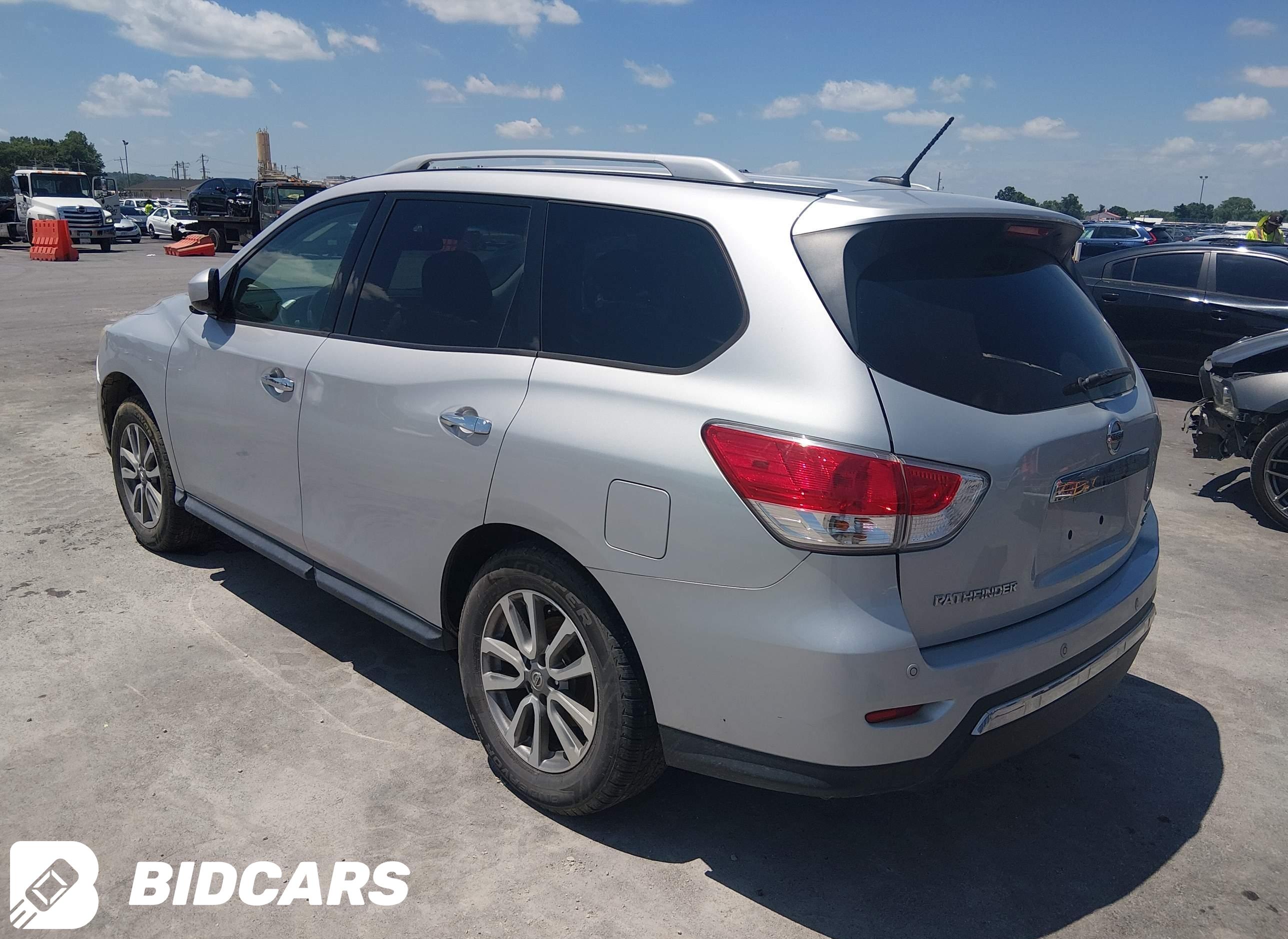 2016 Nissan Pathfinder, Plati...