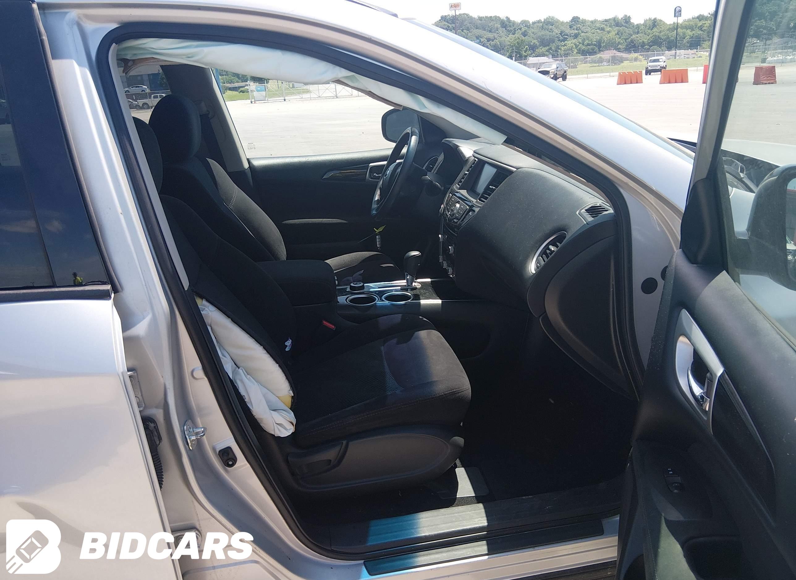 2016 Nissan Pathfinder, Plati...