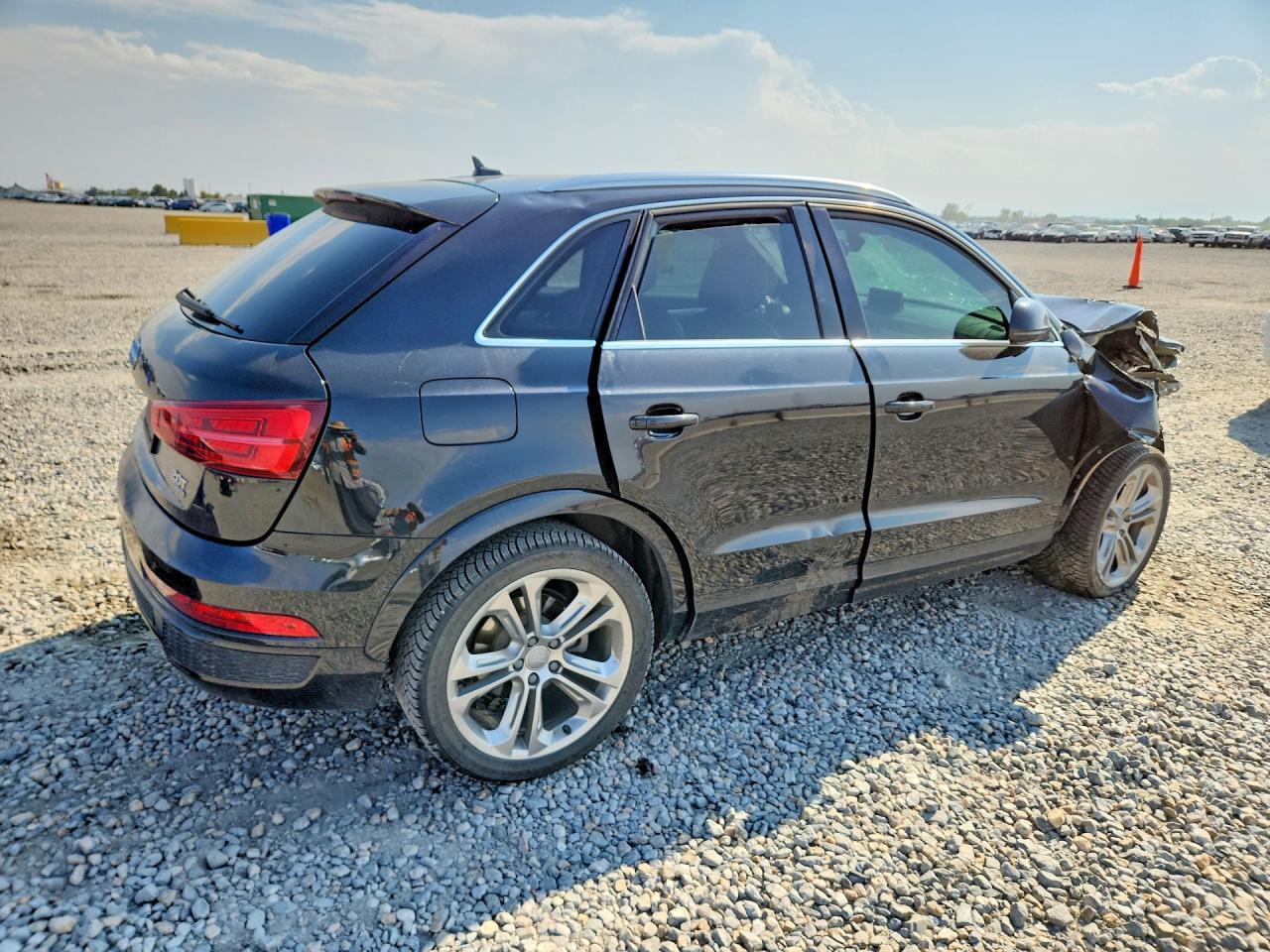 2016 Audi Q3, Prestige