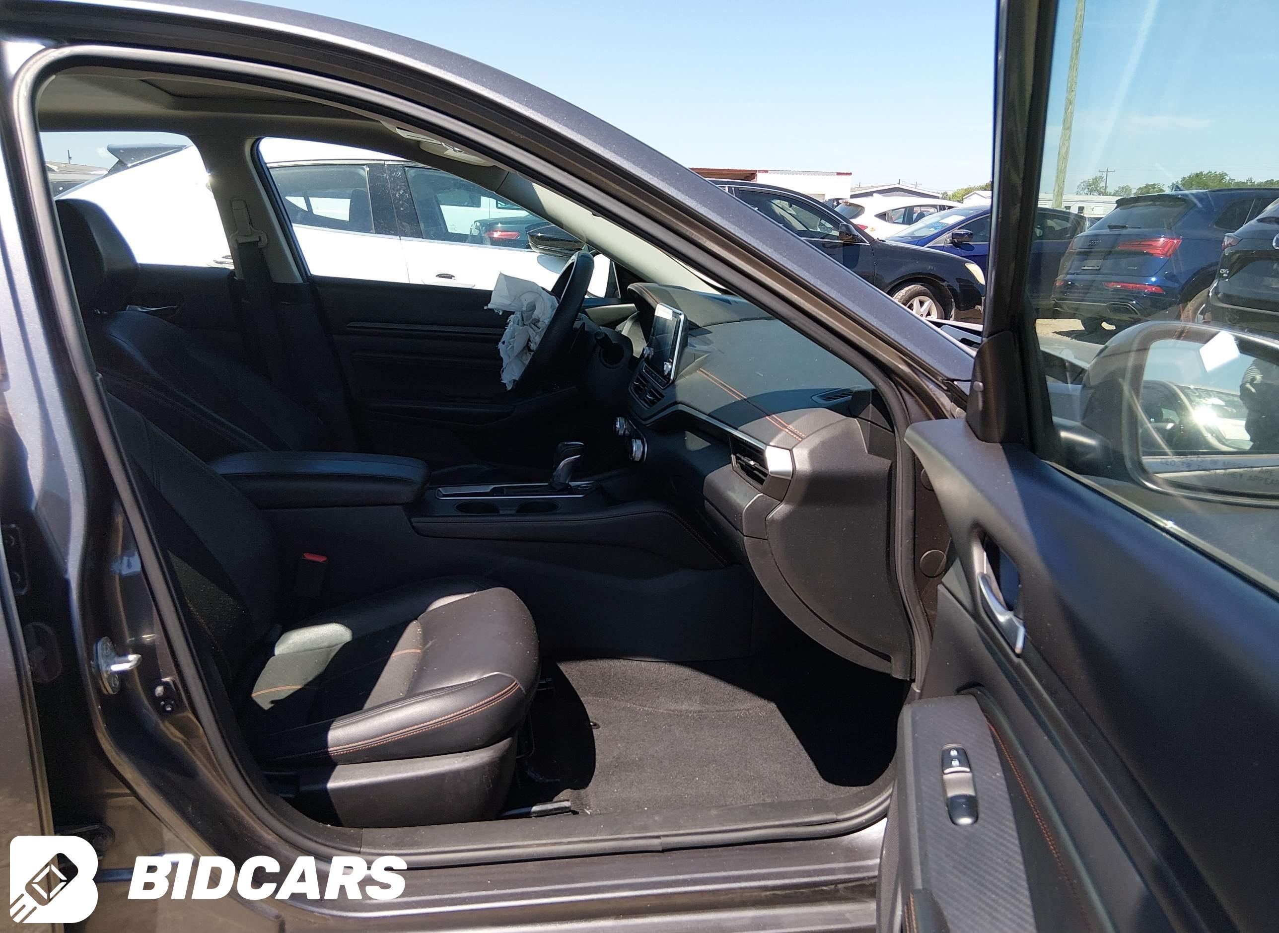 2021 Nissan Altima, Sr Fwd