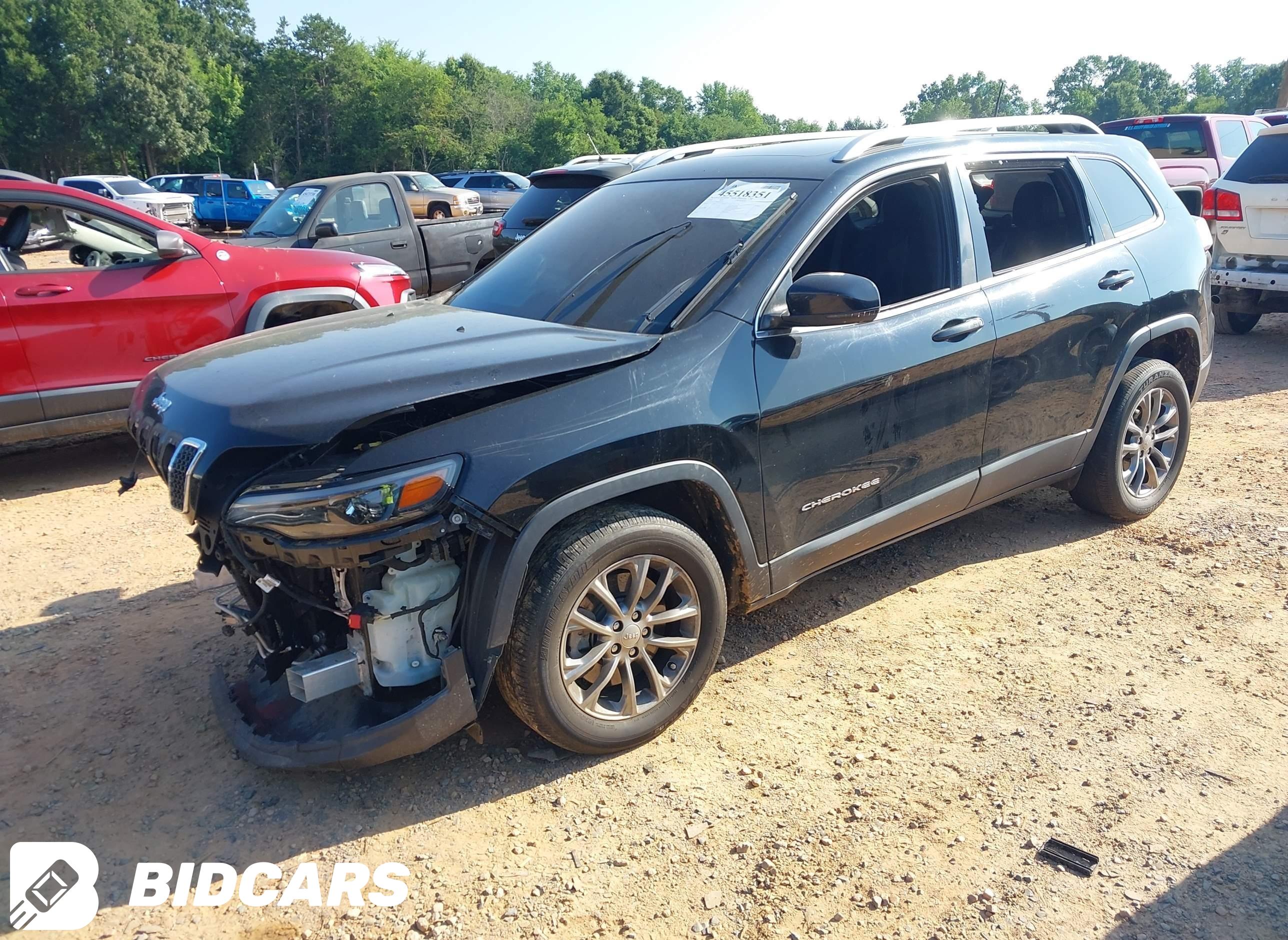2019 Jeep Cherokee, Latitude...