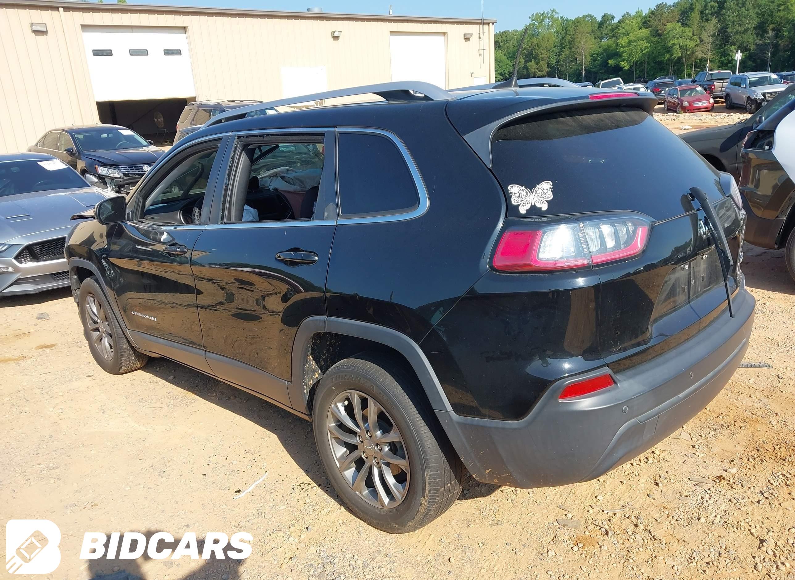 2019 Jeep Cherokee, Latitude...