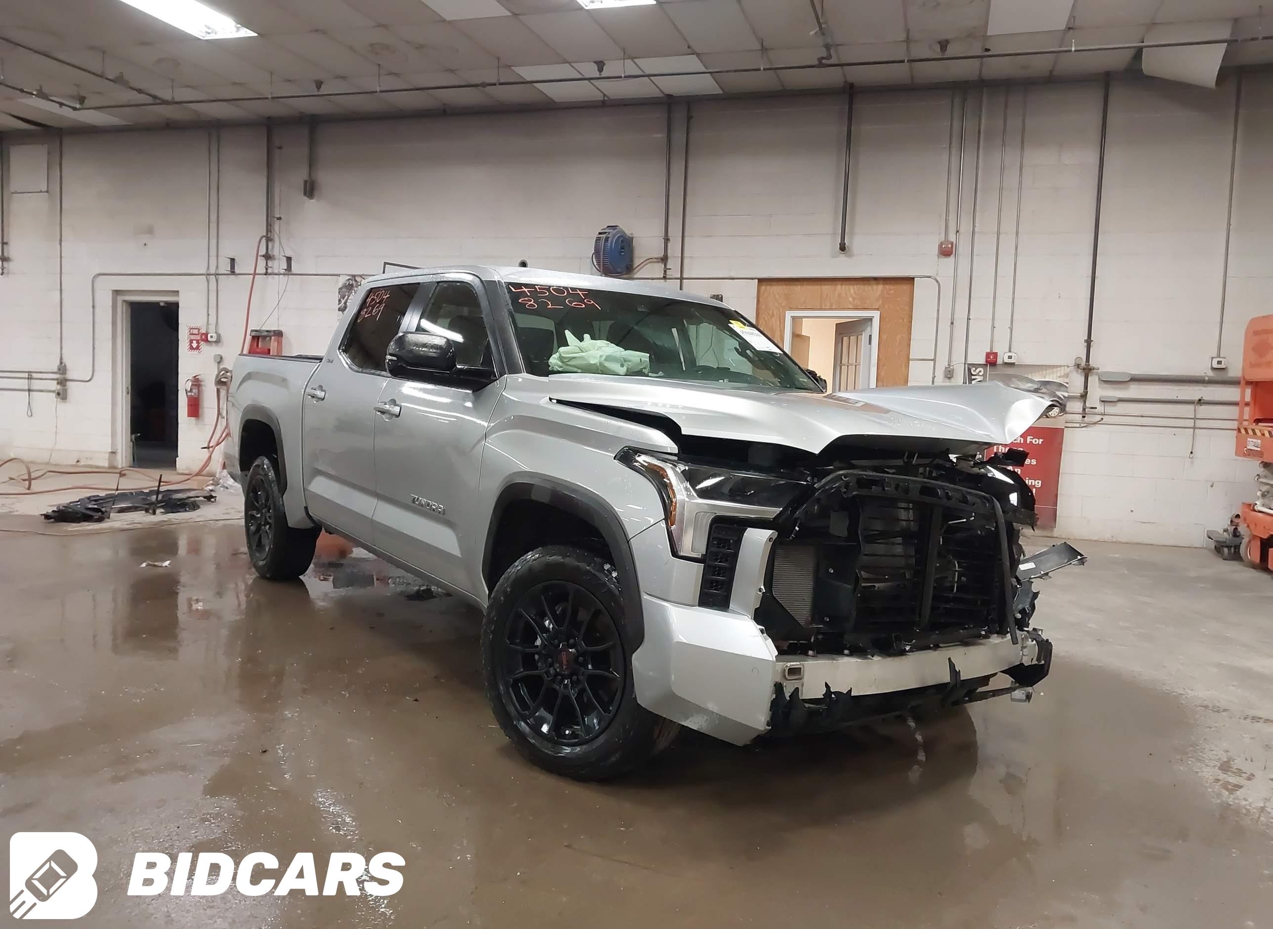 2025 Toyota Tundra, SR5