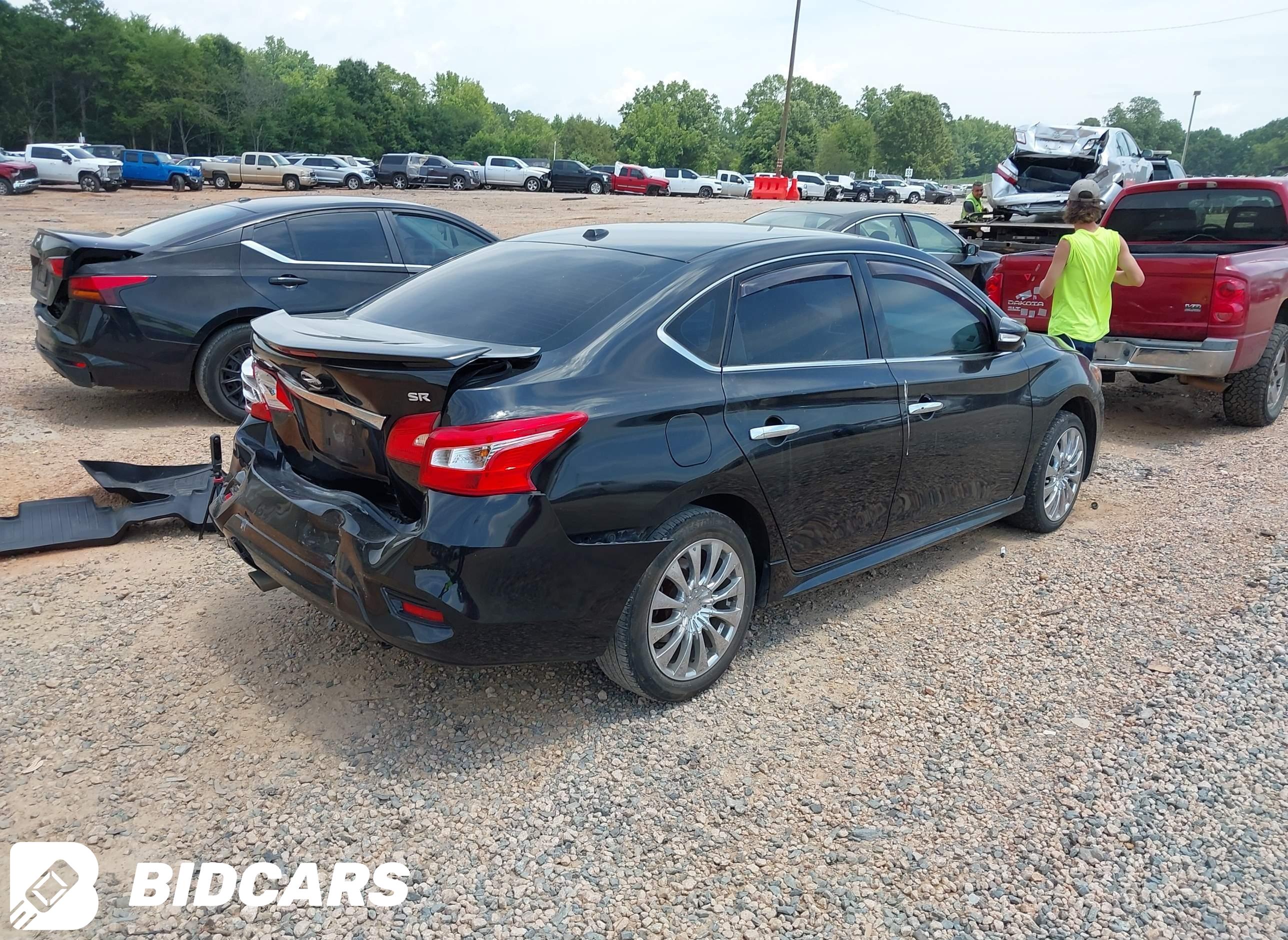 2018 Nissan Sentra, SR