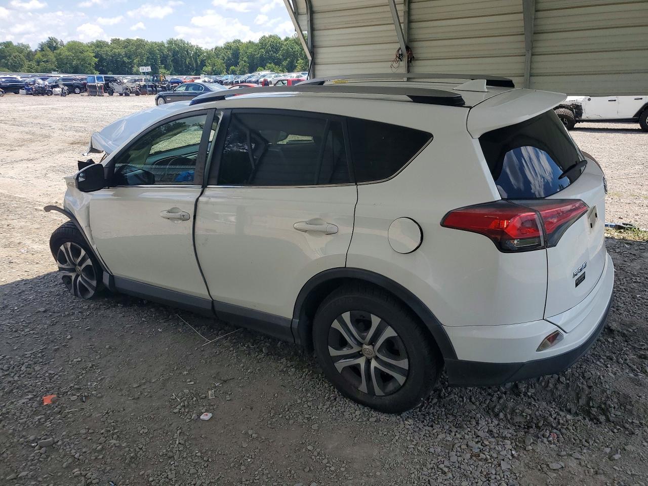 2018 Toyota RAV4, LE