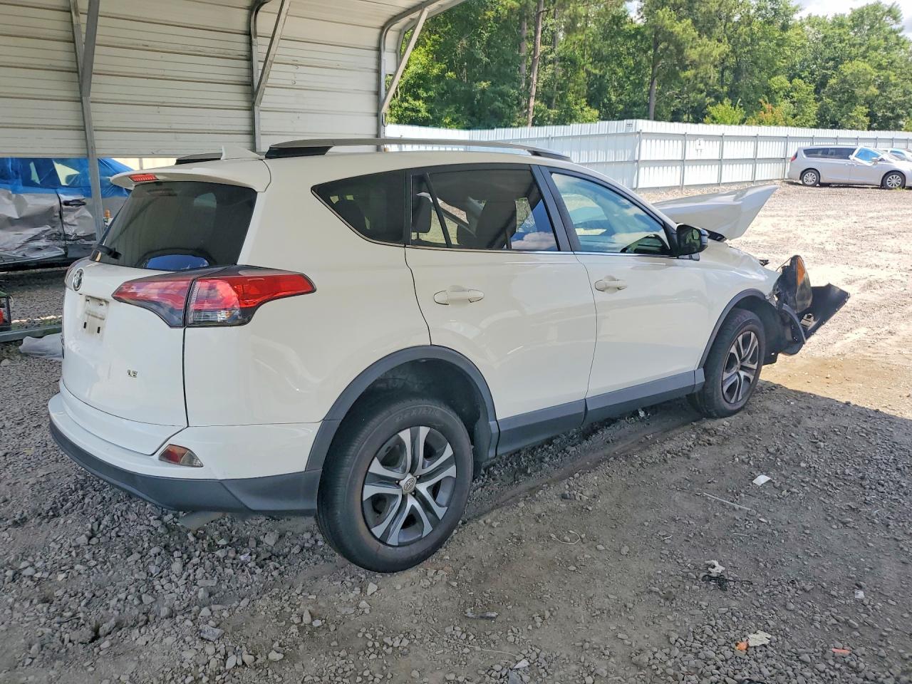 2018 Toyota RAV4, LE