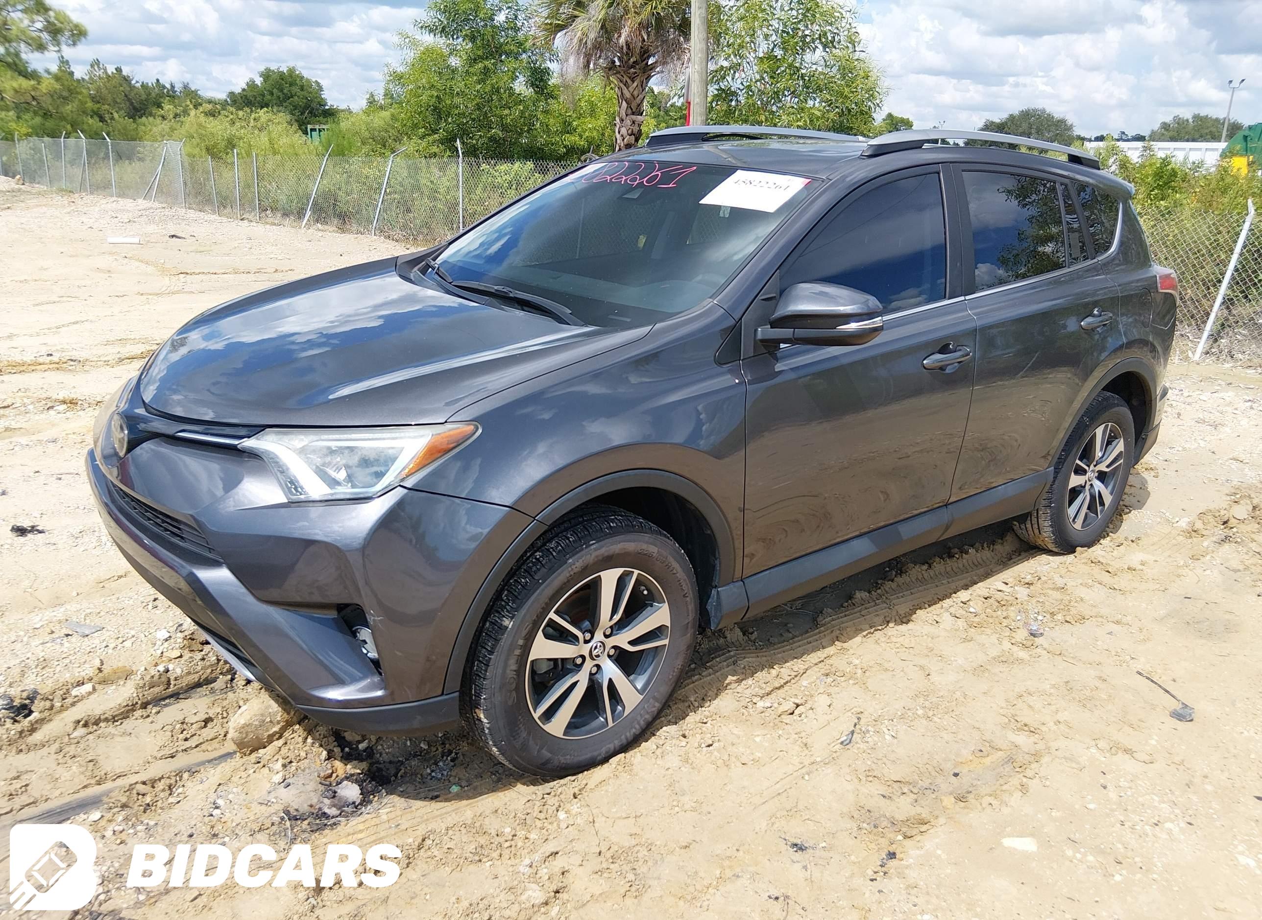 2017 Toyota RAV4, Xle