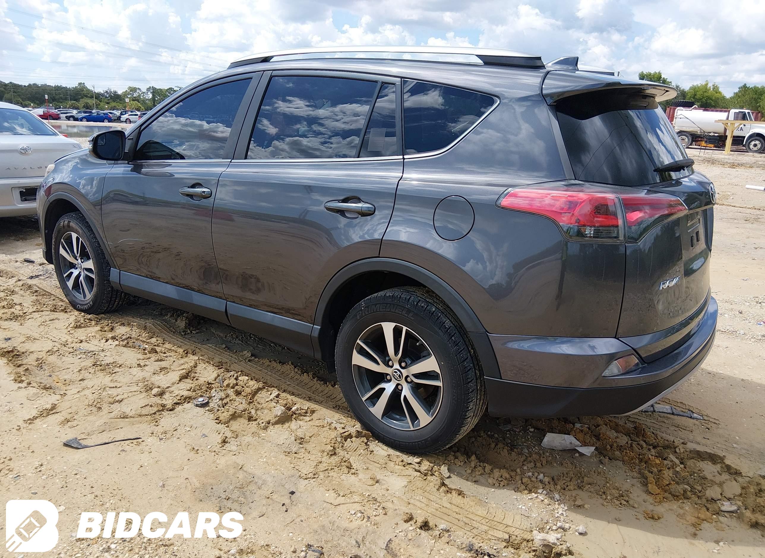 2017 Toyota RAV4, Xle