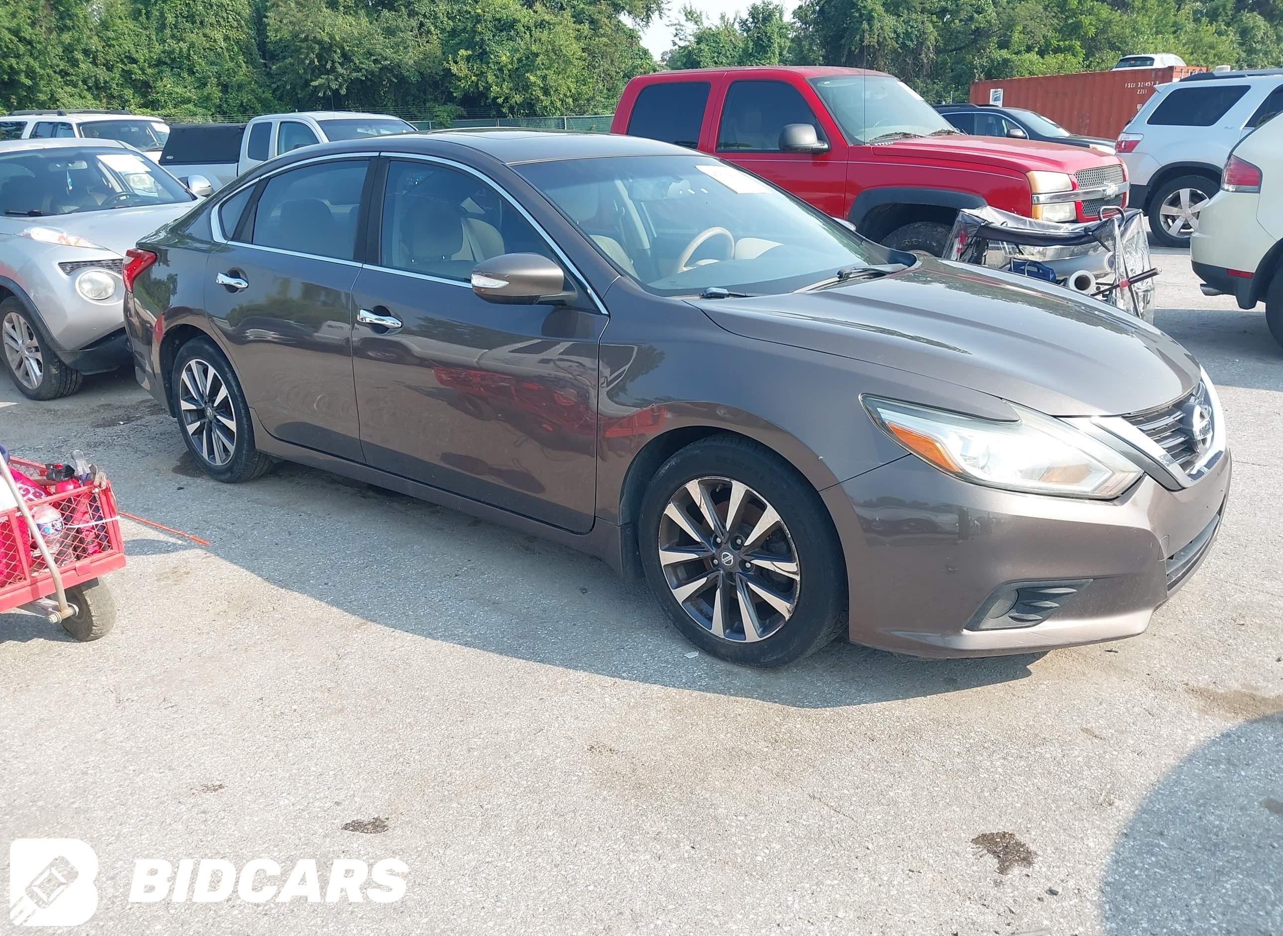 2016 Nissan Altima, 2.5 SV