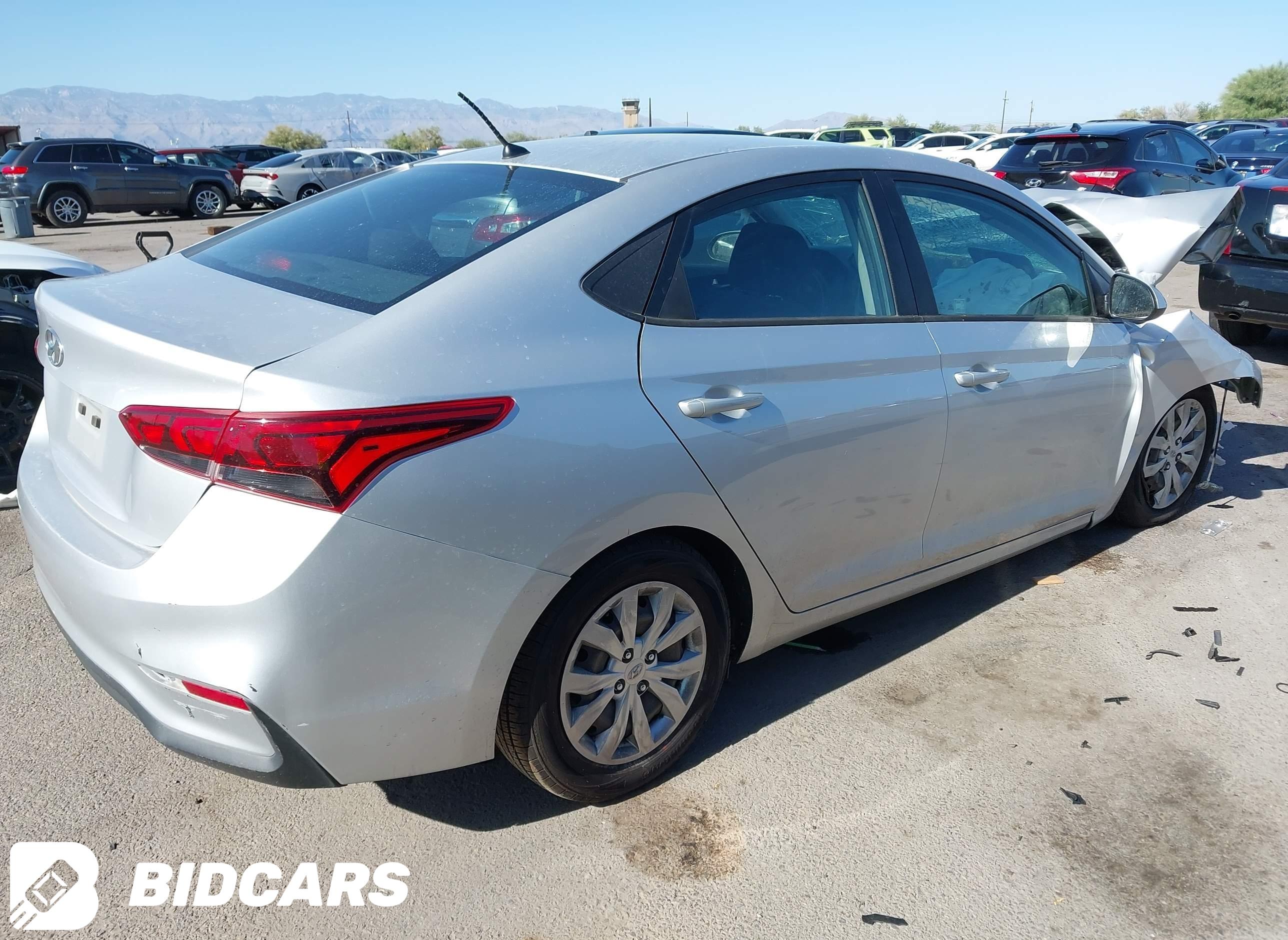 2021 Hyundai Accent, SE