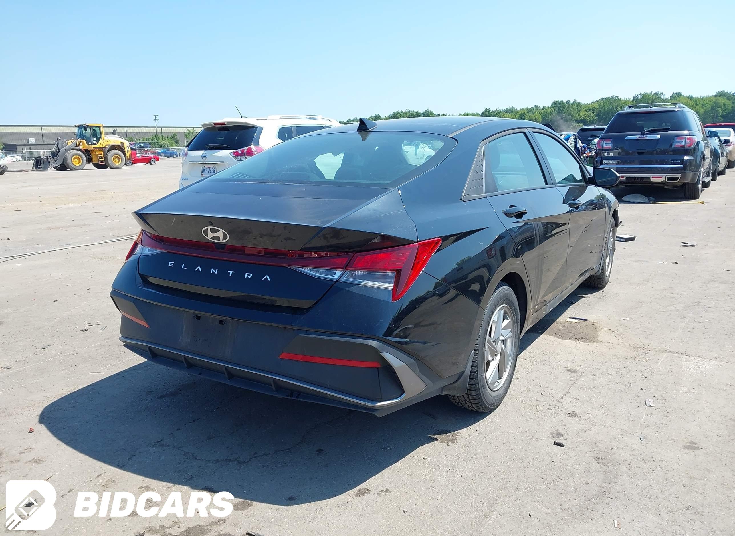 2026 Hyundai Elantra, SE