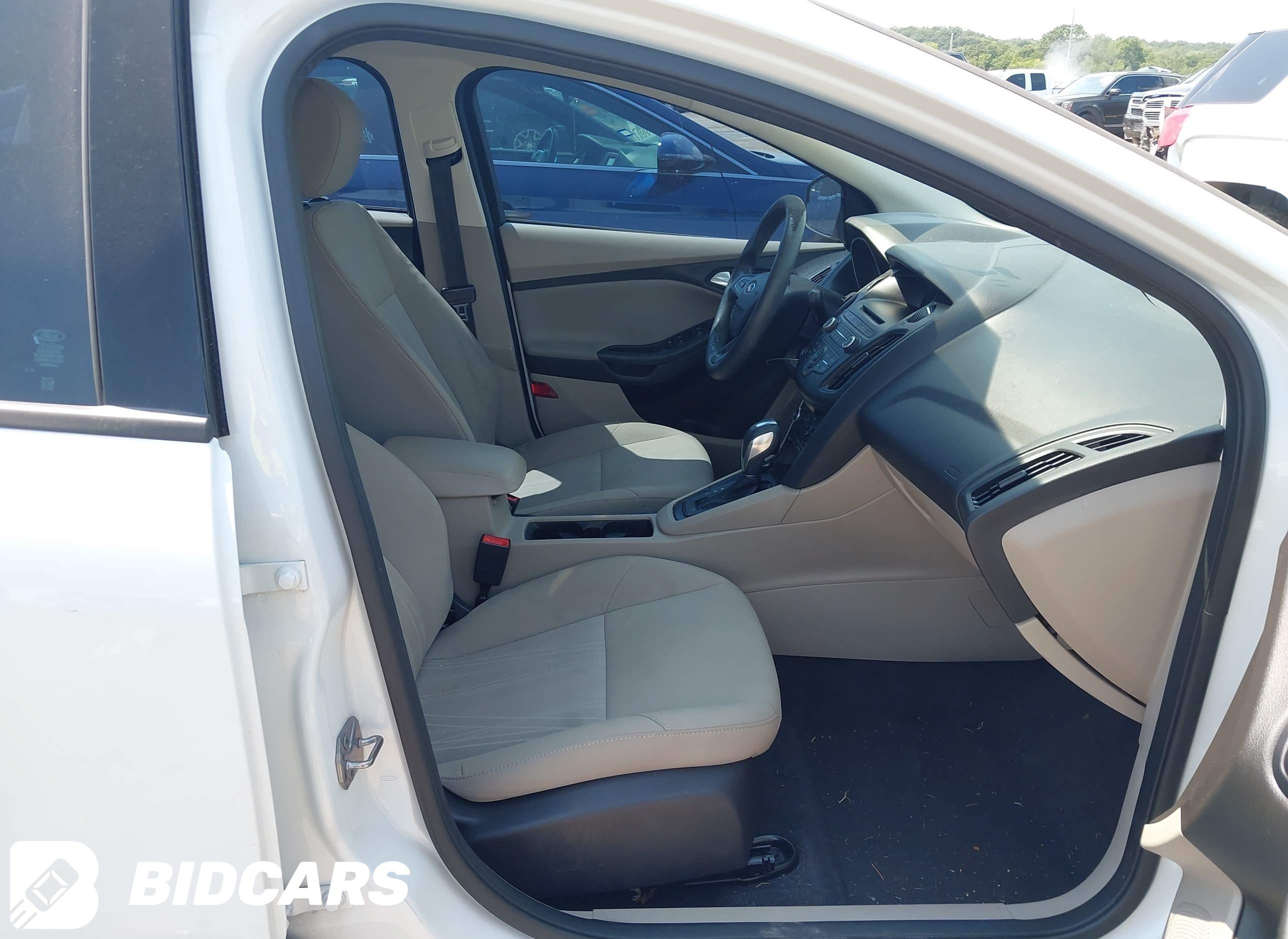 2016 Ford Focus, SE