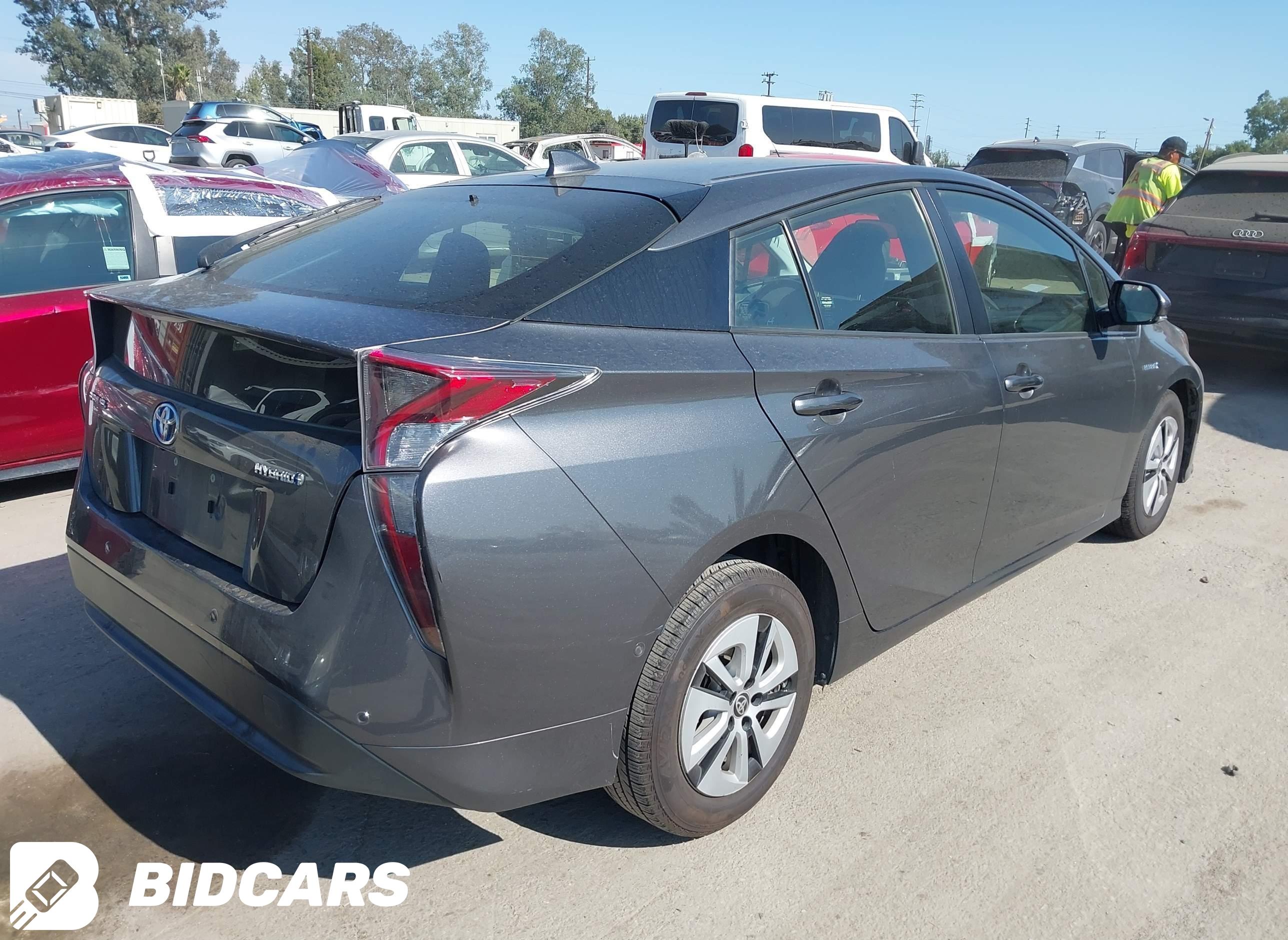 2018 Toyota Prius, Three