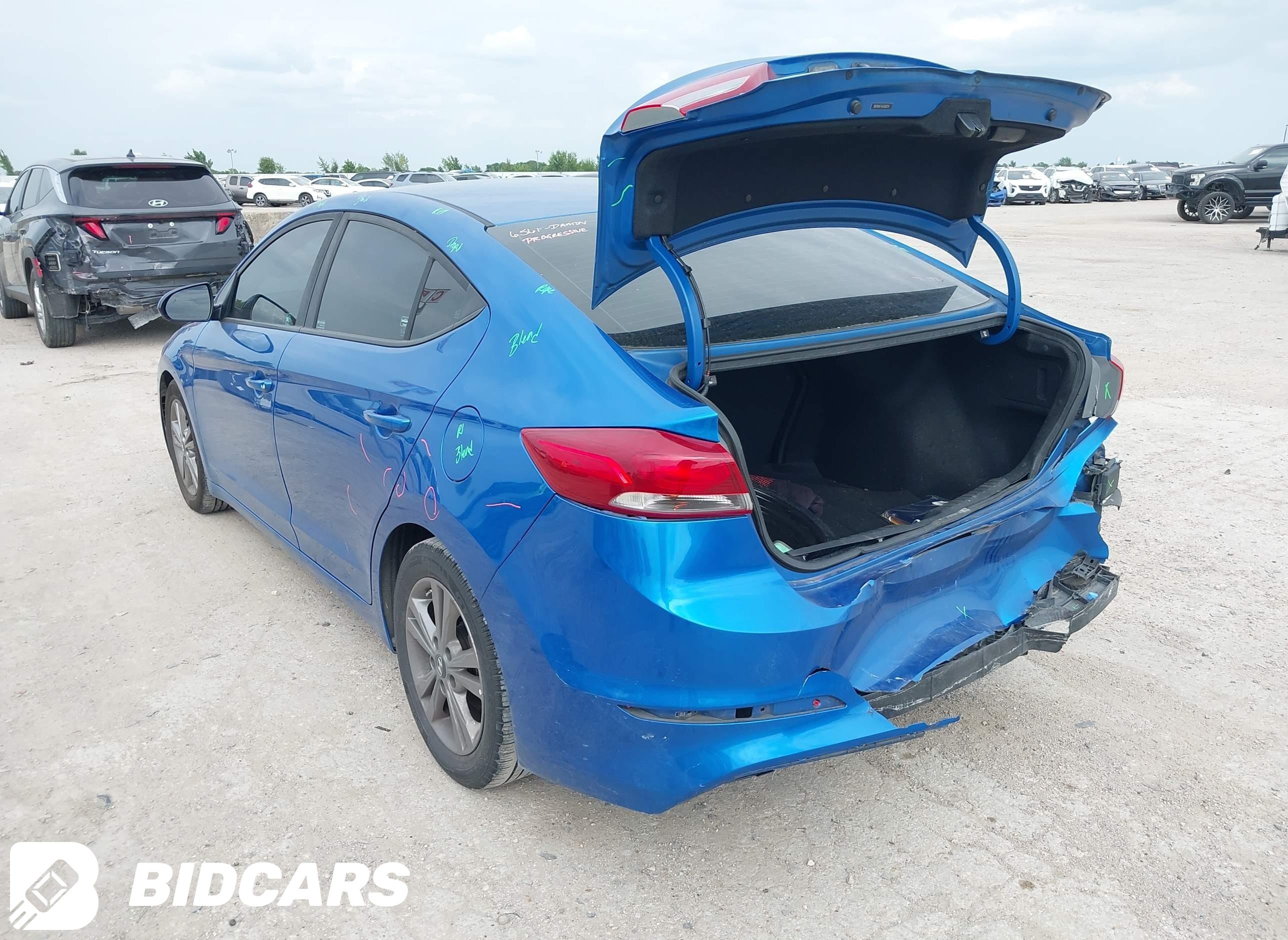 2018 Hyundai Elantra, Sel
